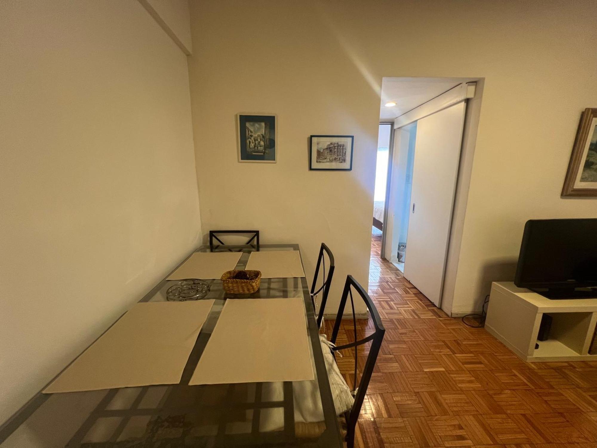 Apartamento 2 Ambientes En El Centro, A Metros Calle Florida - Ubicacion Estupenda Buenos Aires
