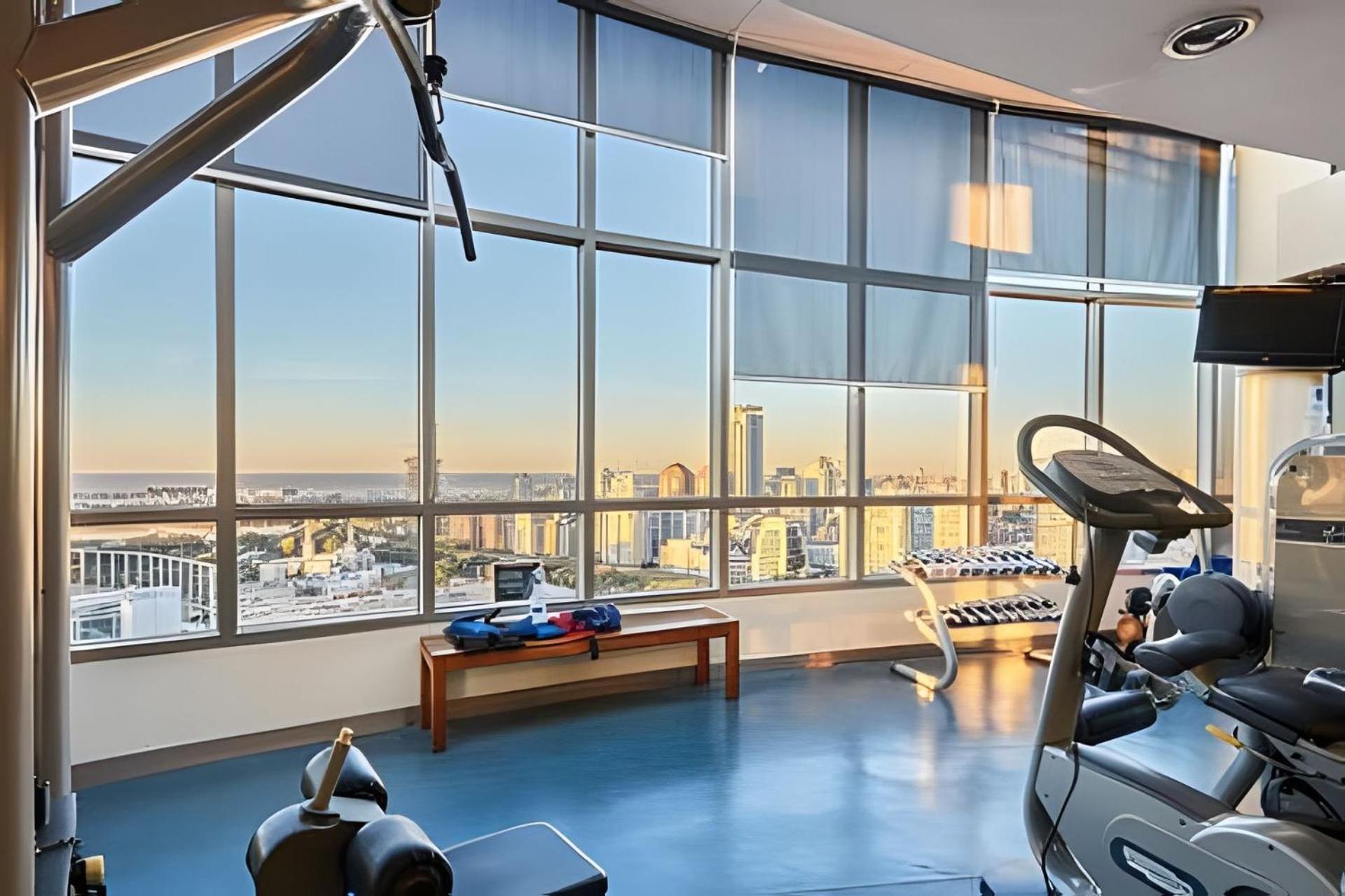 Apartamento Con Piscina, Gym, Zona Infantil Y 300mb Wi-fi *
