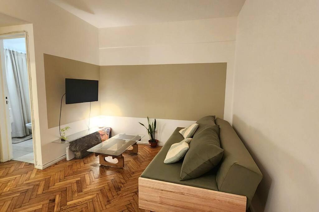 Amplio Y Calido Departamento En Palermo Con Patio Apartamento