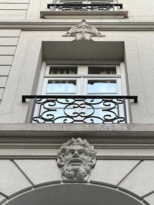 Gran Studio Estilo, Balcon Y Wifi En Iq Recoleta *