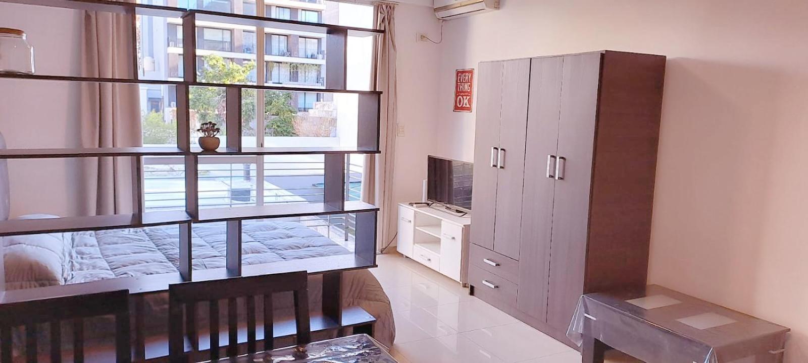 Soler Hollywood Apartment