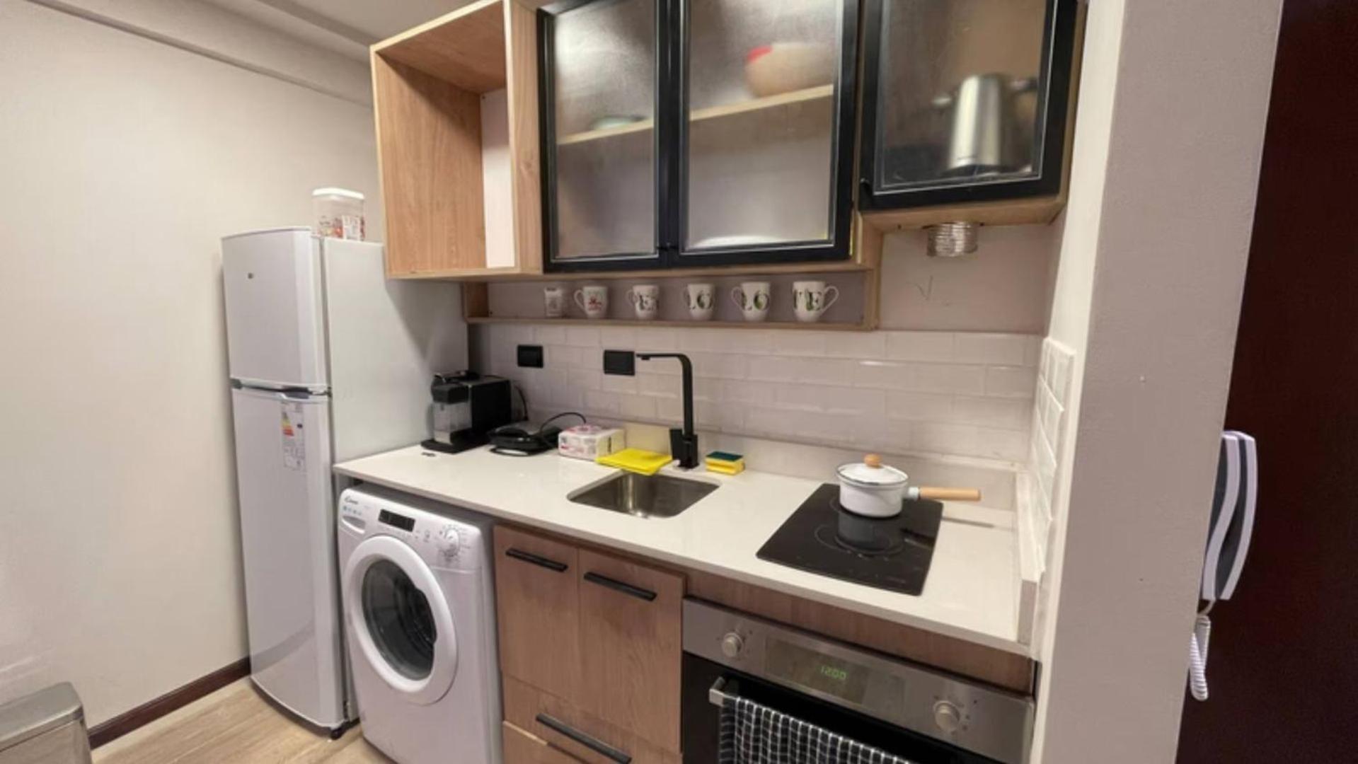 Urban Charm Elegant Studio In The Heart Of Urquiza For 4 People