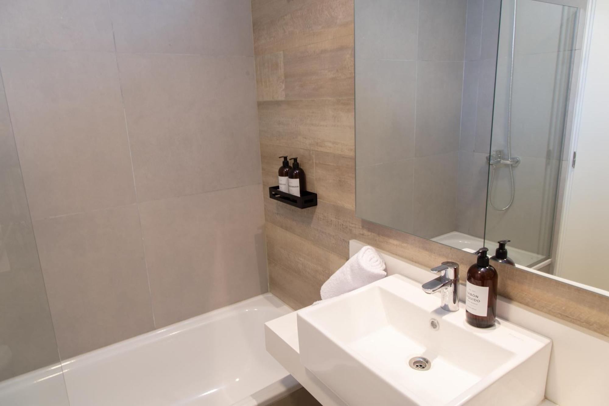 Ambar Incredible Studio