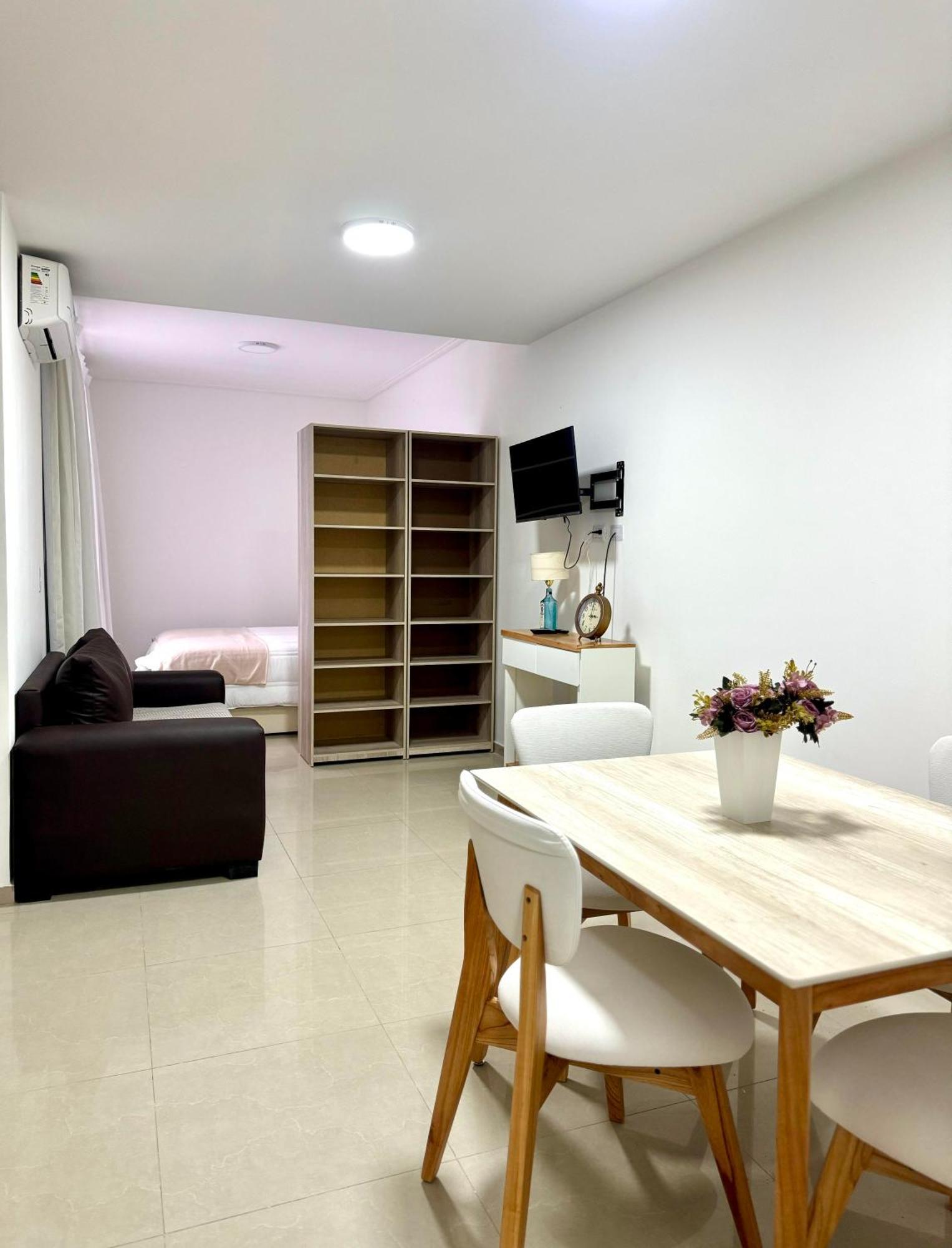 Uade - Amplio Ambiente En Monserrat Apartamento *