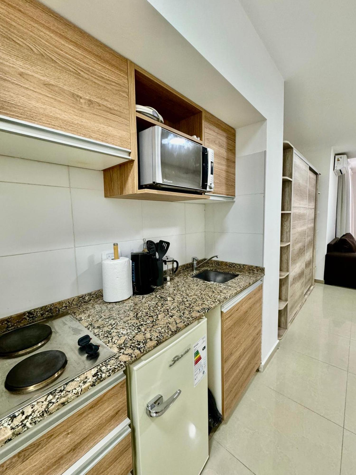 Uade - Amplio Ambiente En Monserrat Apartamento