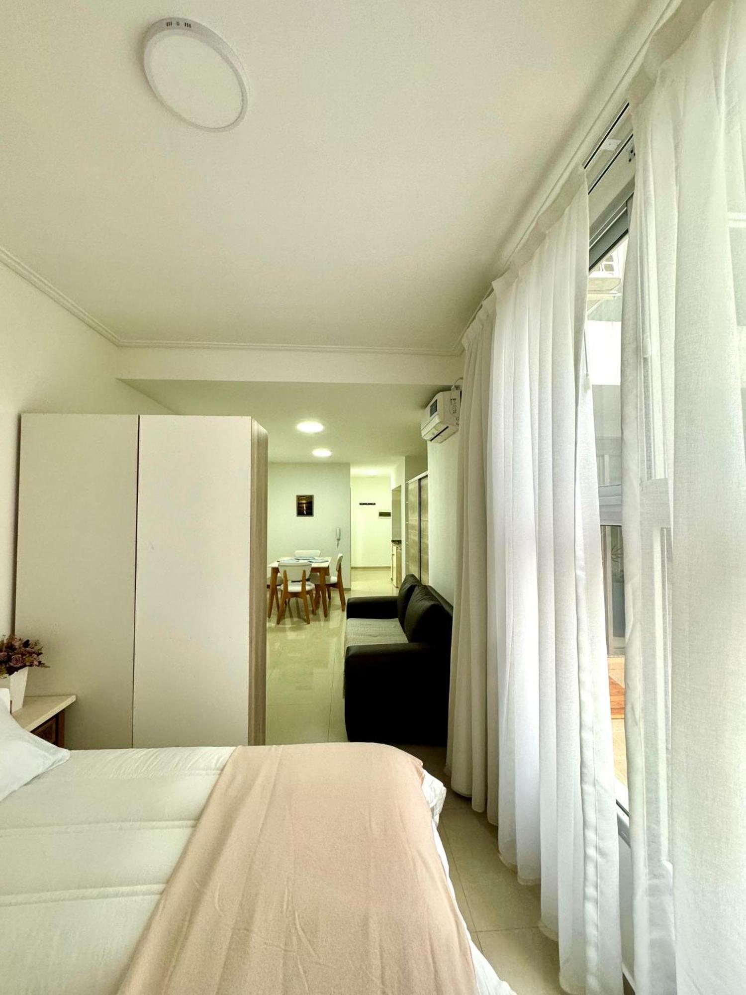Uade - Amplio Ambiente En Monserrat Apartamento Ciudad Autónoma de Buenos Aires