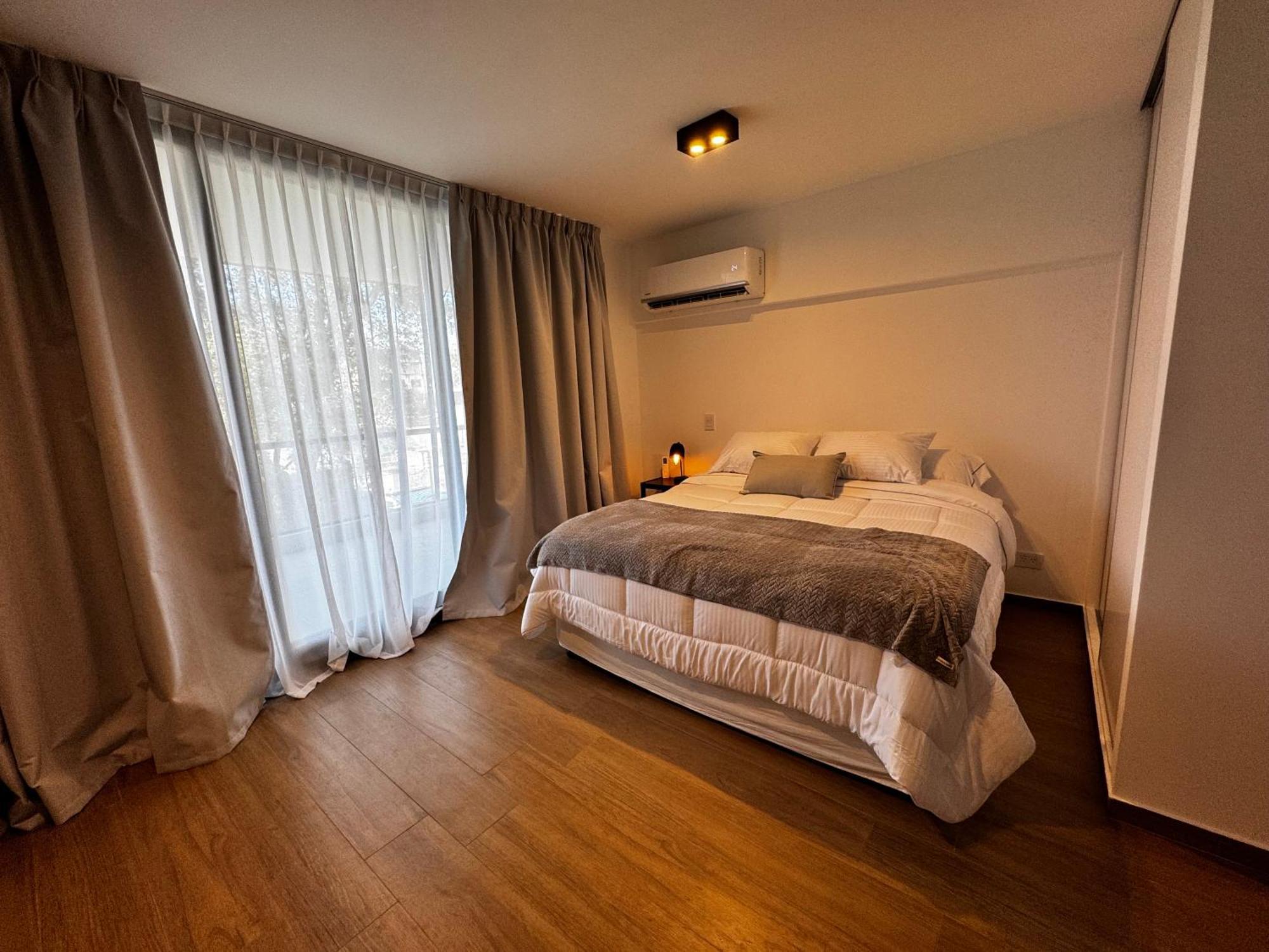 Estudio A Estrenar En Urquiza Buenos Aires
