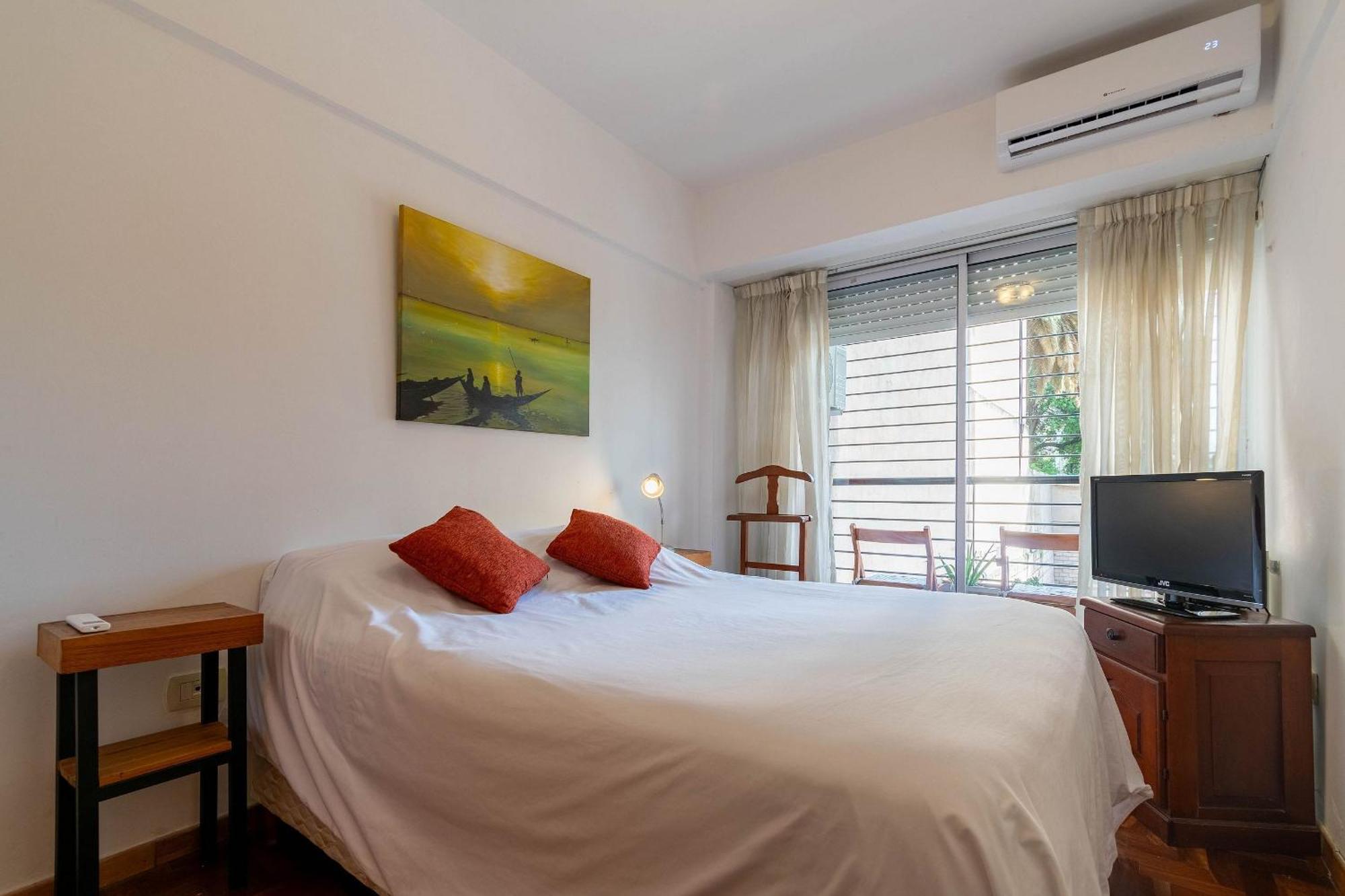 Espacioso Departamento Con Cochera En Recoleta