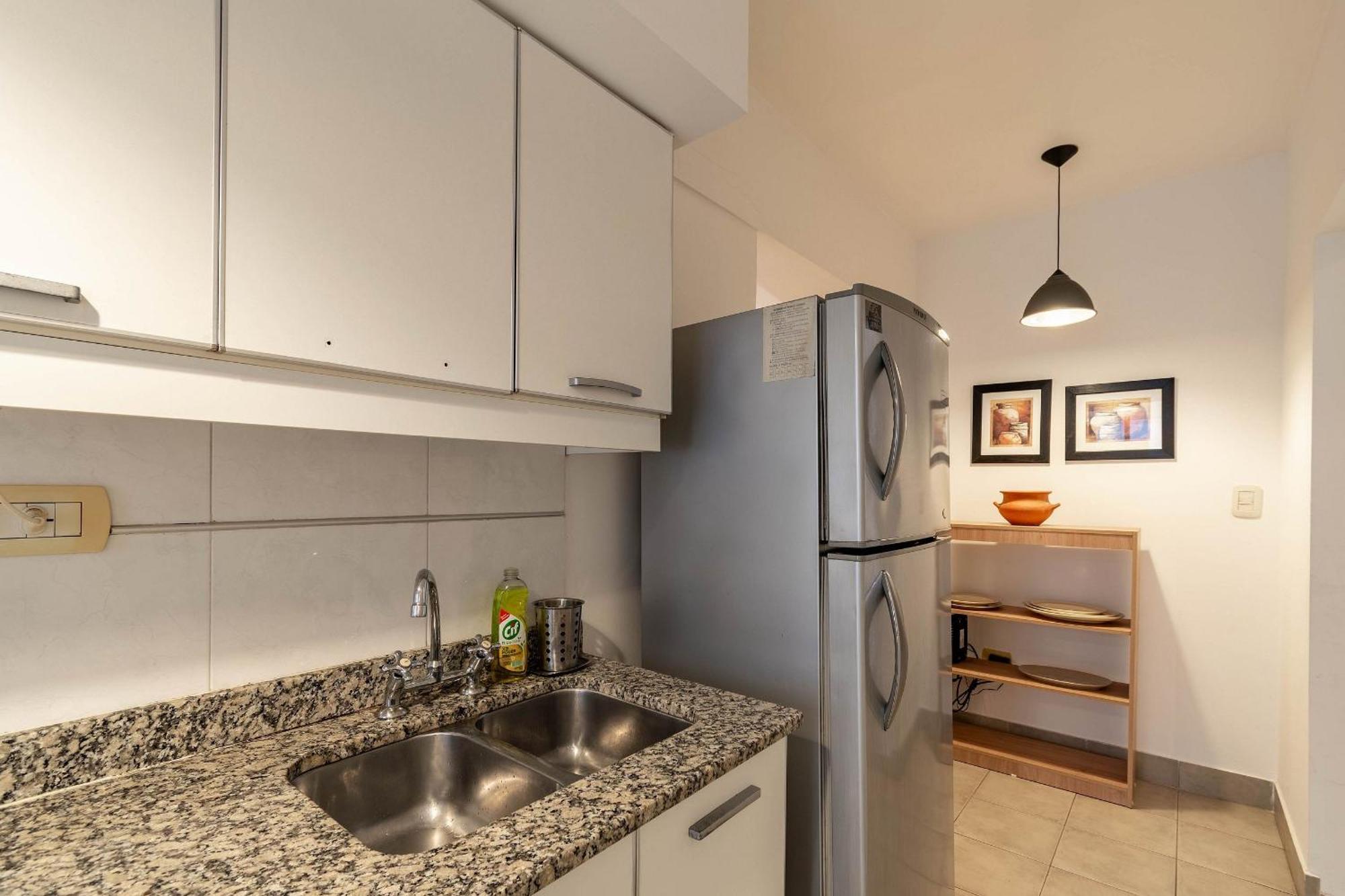 Espacioso Departamento Con Cochera En Recoleta Apartamento Ciudad Autónoma de Buenos Aires