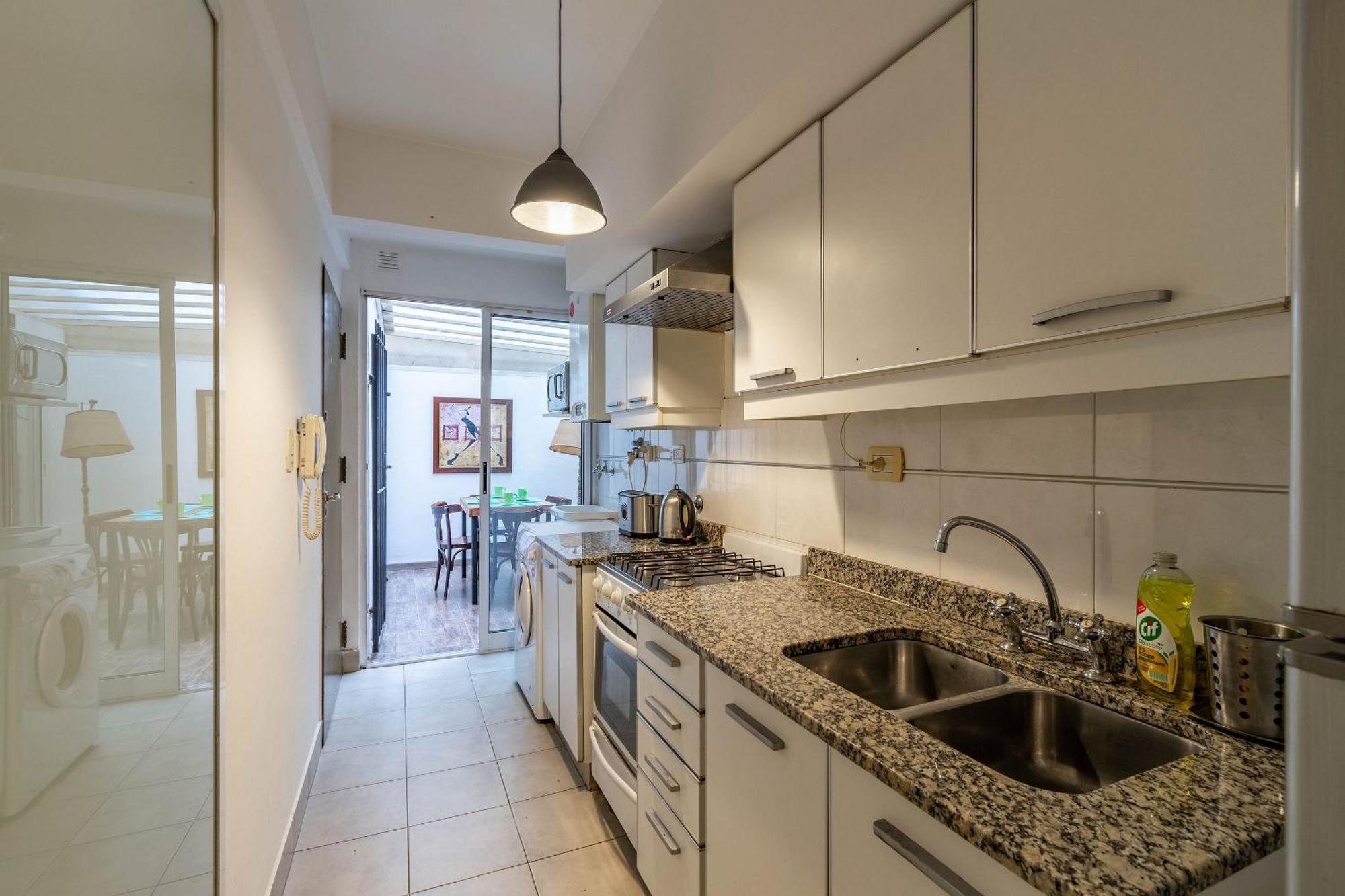 Espacioso Departamento Con Cochera En Recoleta * Ciudad Autónoma de Buenos Aires