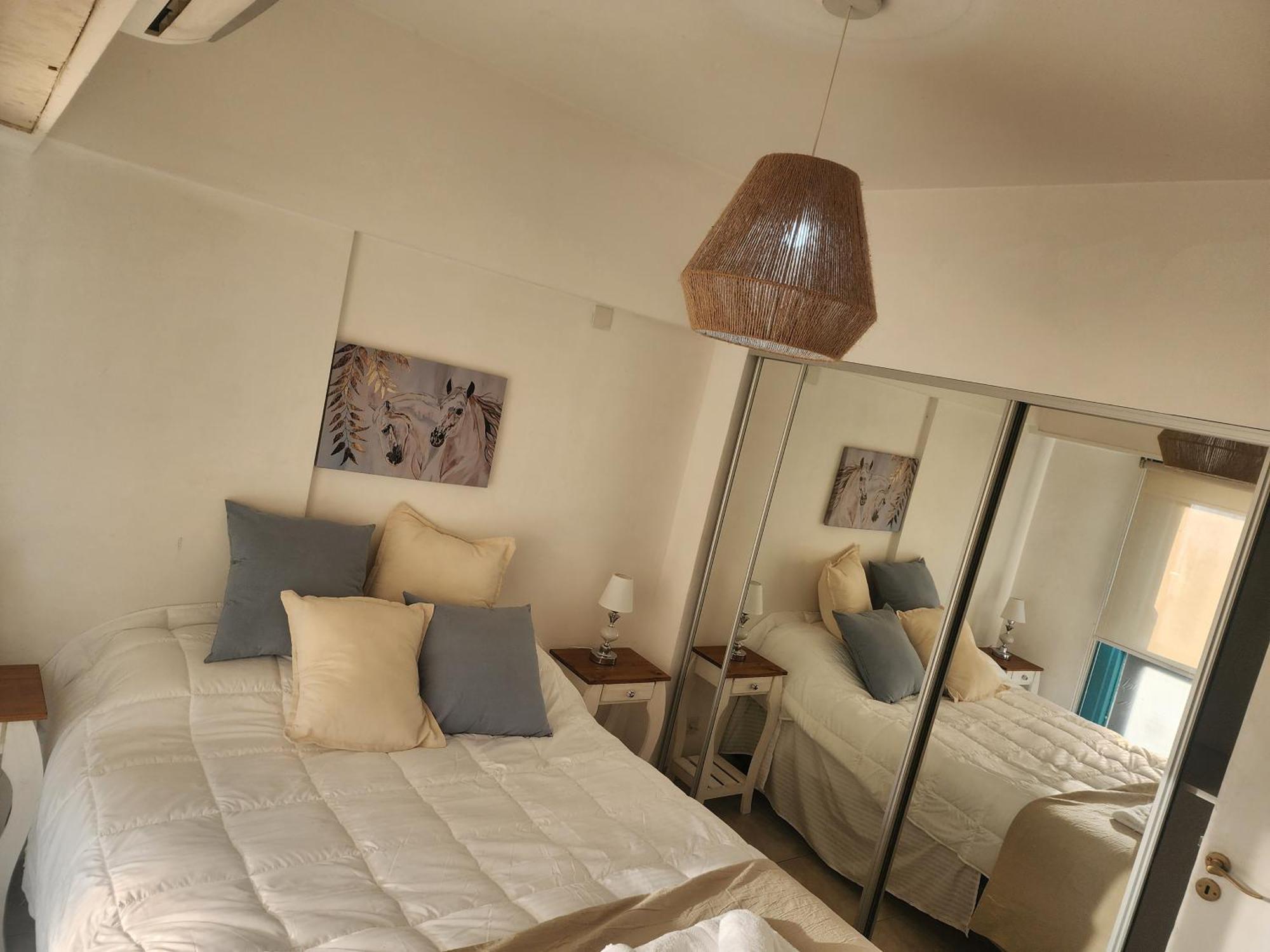 Apartamento Departamento 4 Amb Terraza, Parrilla Y Balcon Propio *