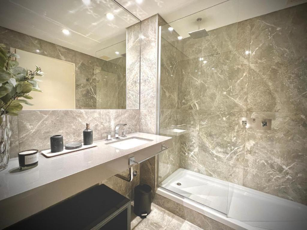 Luxury Armani Deco Apartamento