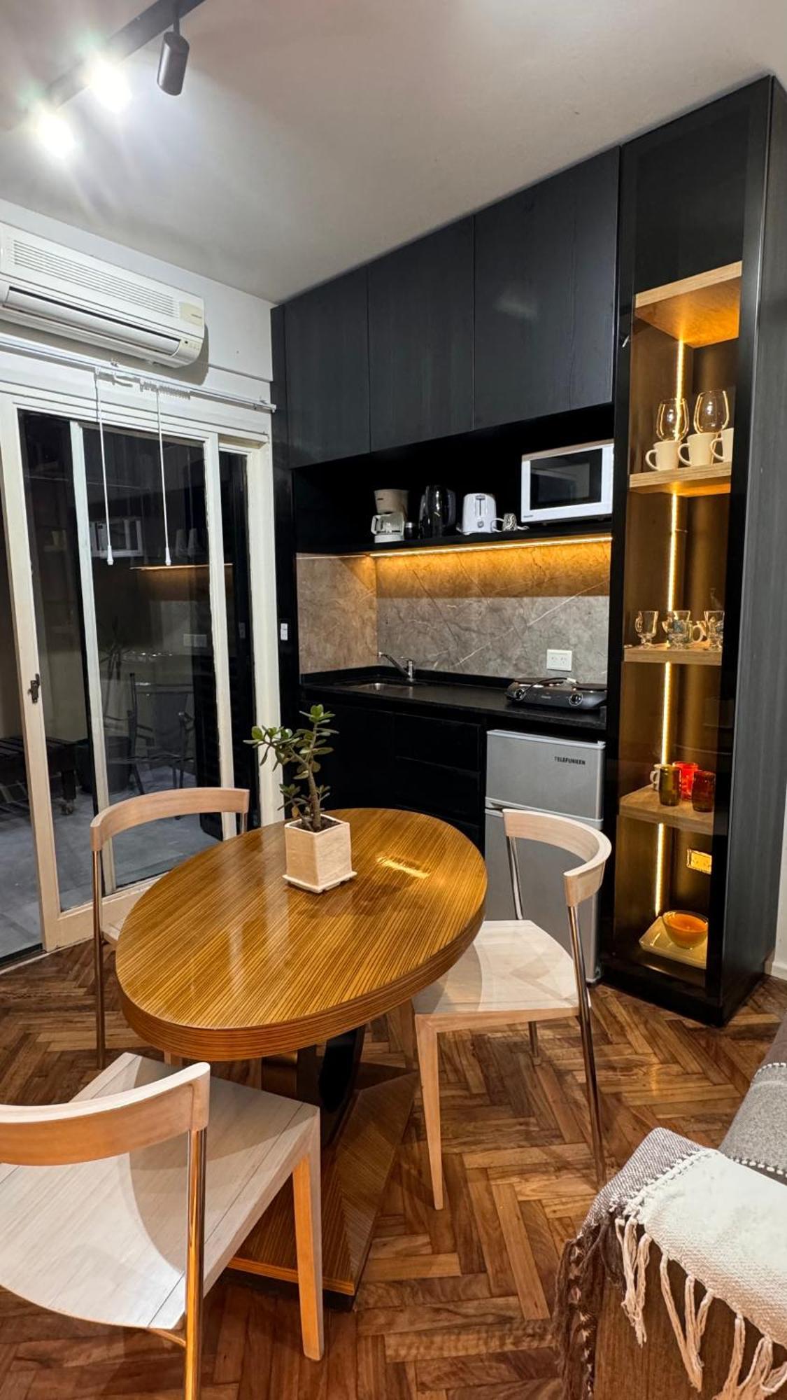Mc Recoleta - Azcuenaga Apartamento