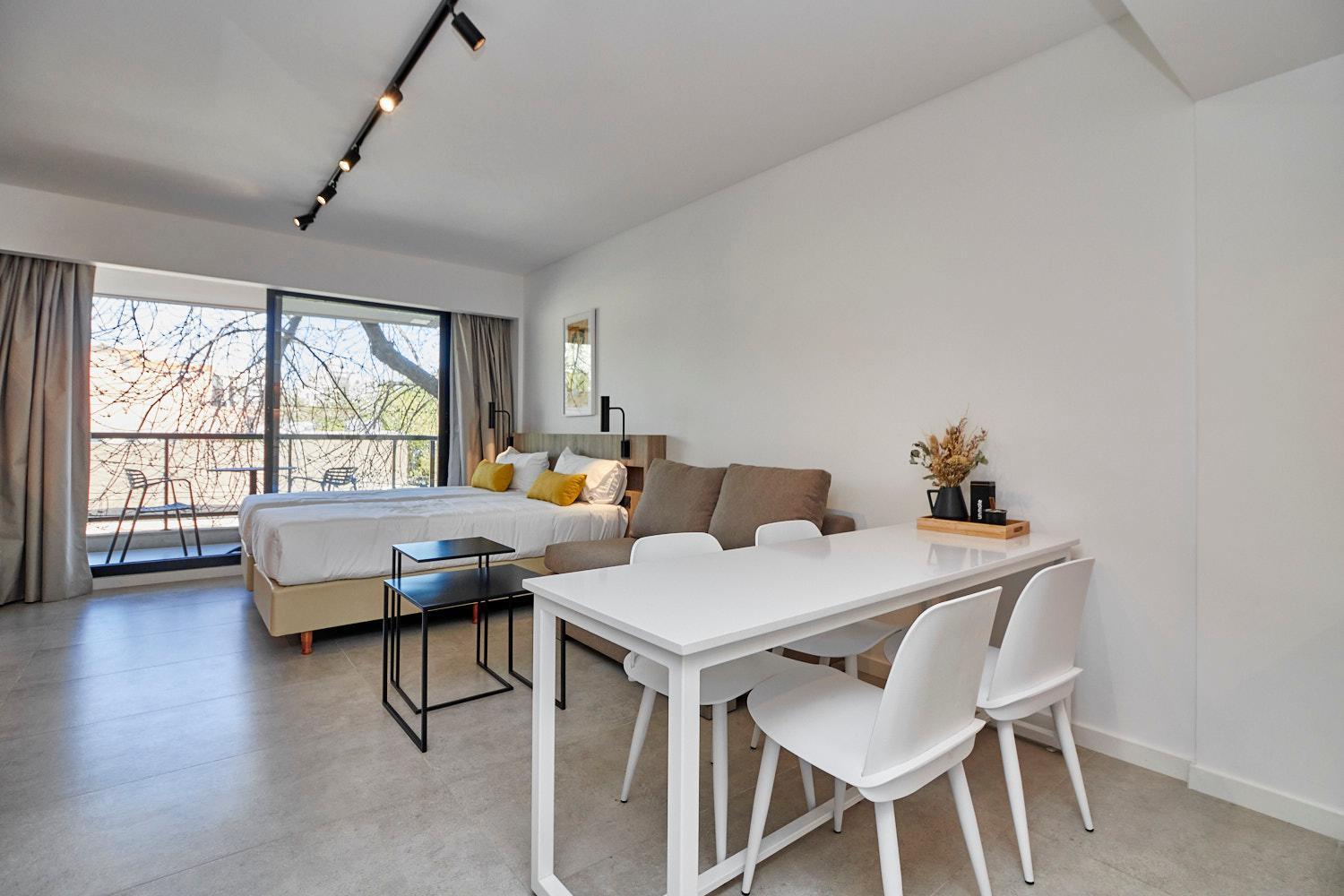 Soho Aparthotel *