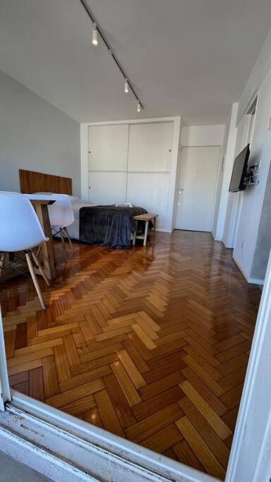 Apartamento Luminoso, En Av Callao 2 Ciudad Autónoma de Buenos Aires