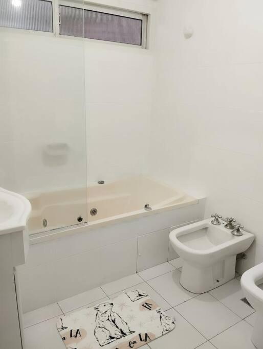 Apartamento Departamento Barrancas, Excelente Ubicacion, Muy Amplio, Con Seguridad