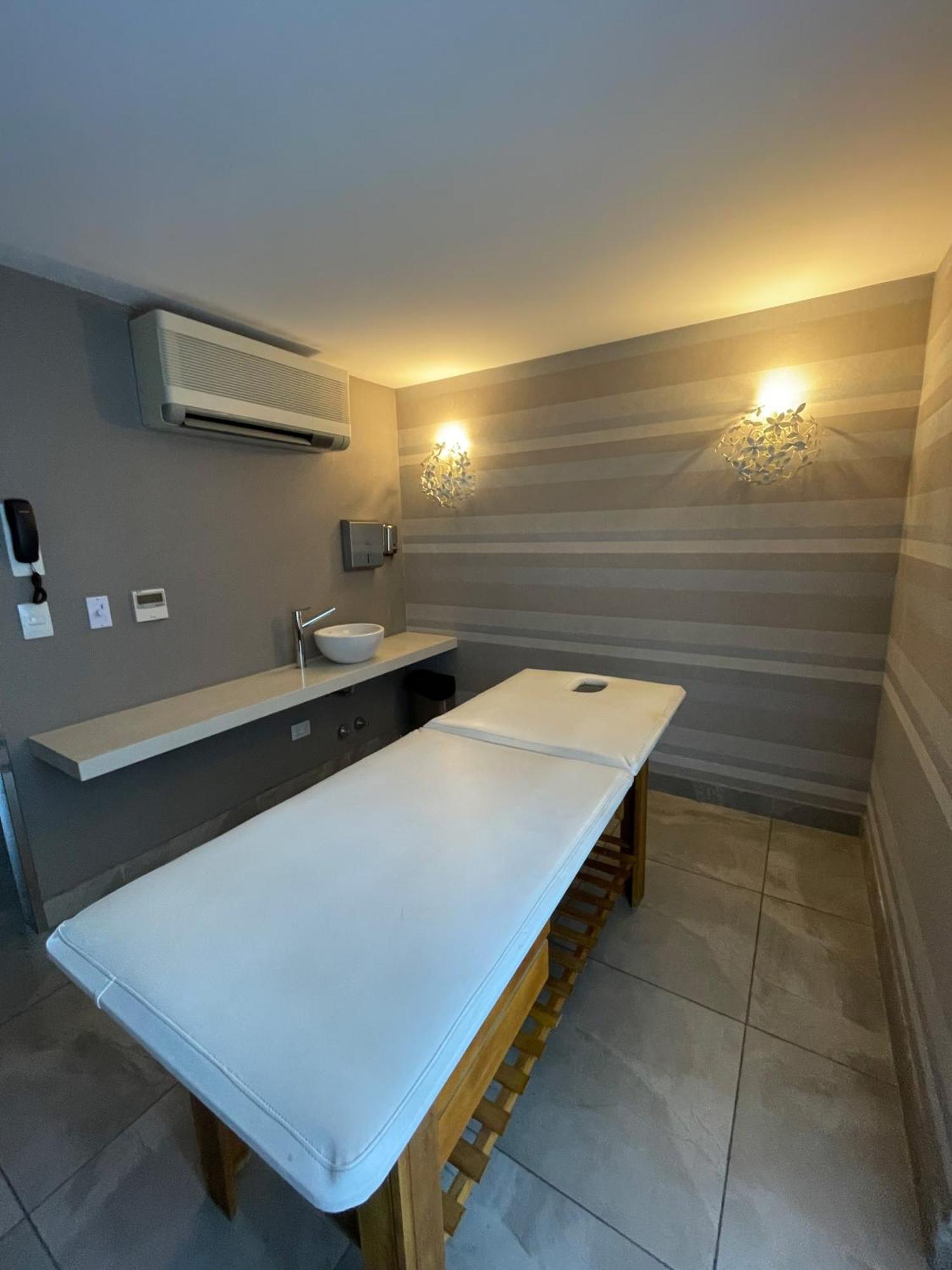 Apartahotel Madero Urbano Ciudad Autónoma de Buenos Aires