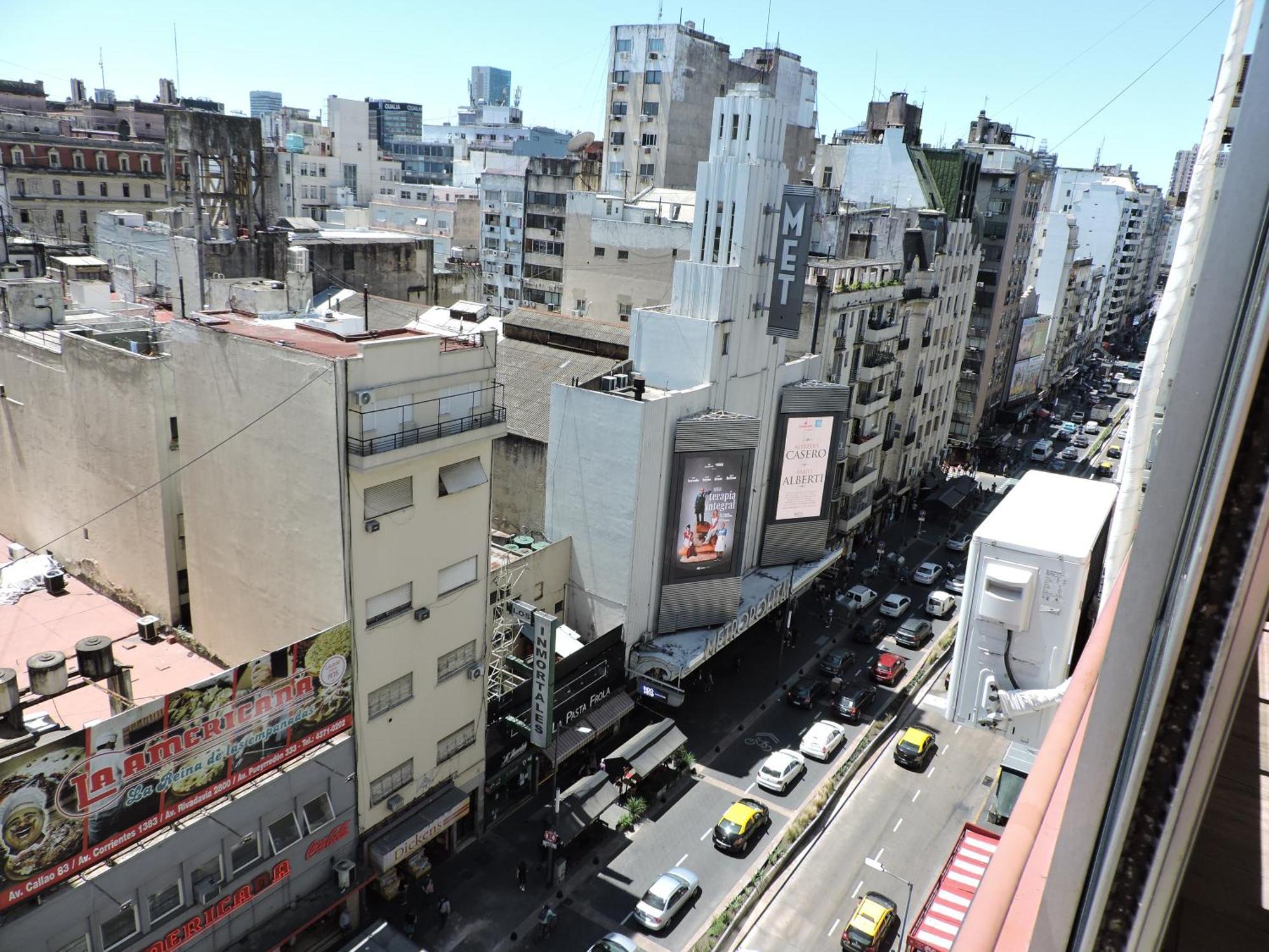 Apartamento 4 Ventanales Sobre La Avenida Corrientes *