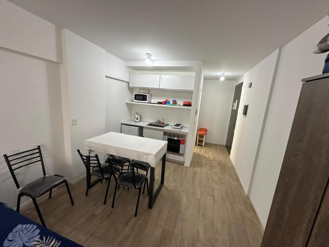 Apartamento River Plate, Movistar Arena, Embajada *