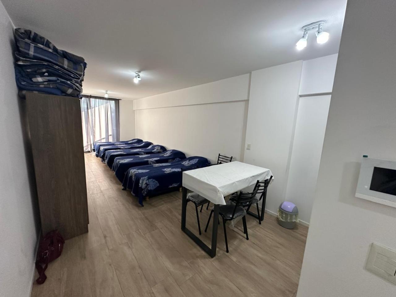 Apartamento River Plate, Movistar Arena, Embajada