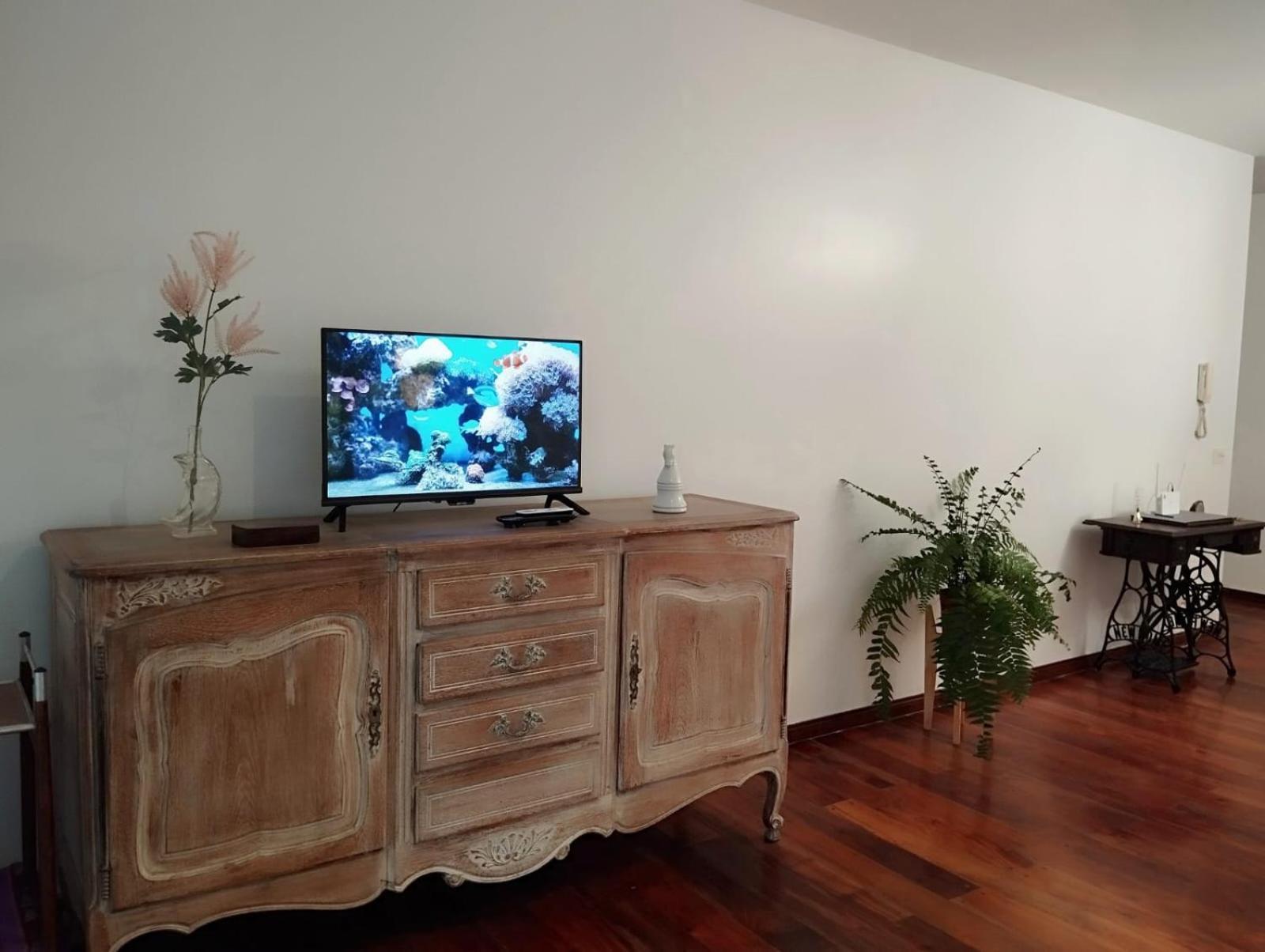 Apartamento Departamento Barrancas, Excelente Ubicacion, Muy Amplio, Con Seguridad *