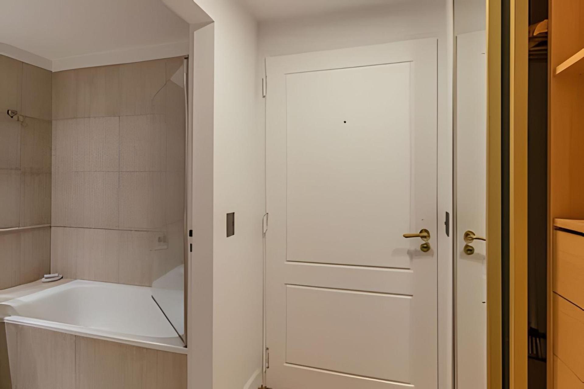 Apartamento Arenales: Modernos Con Piscina Y Seguridad 24hs. En Recoleta