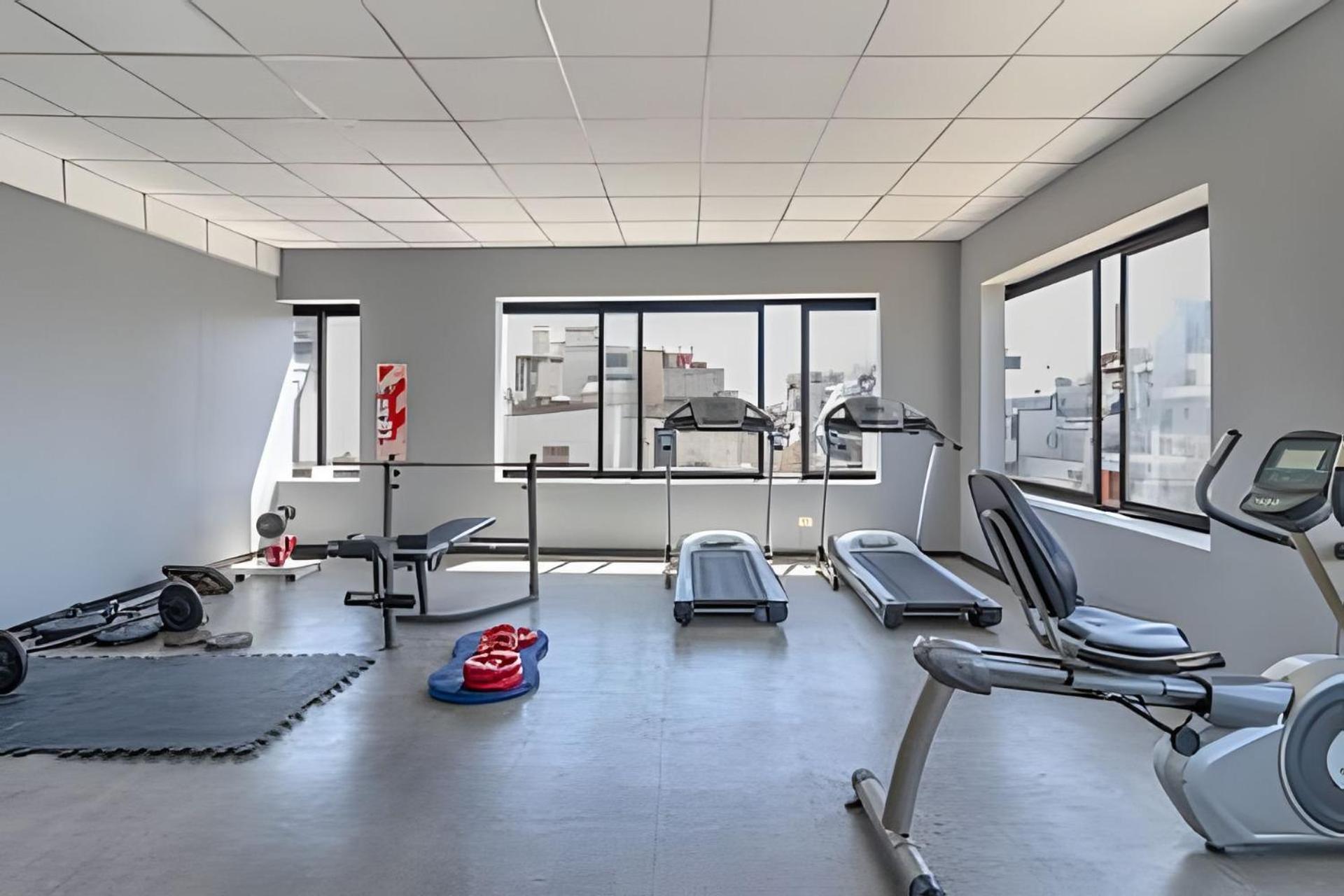Apartamento Arenales: Modernos Con Piscina Y Seguridad 24hs. En Recoleta
