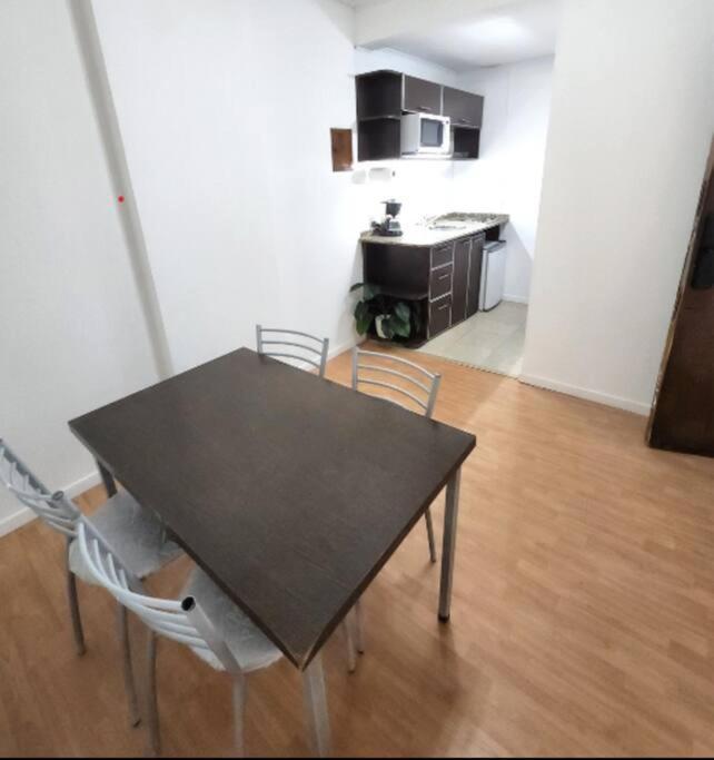 Apartamento Avenida Cordoba 875 1 A *