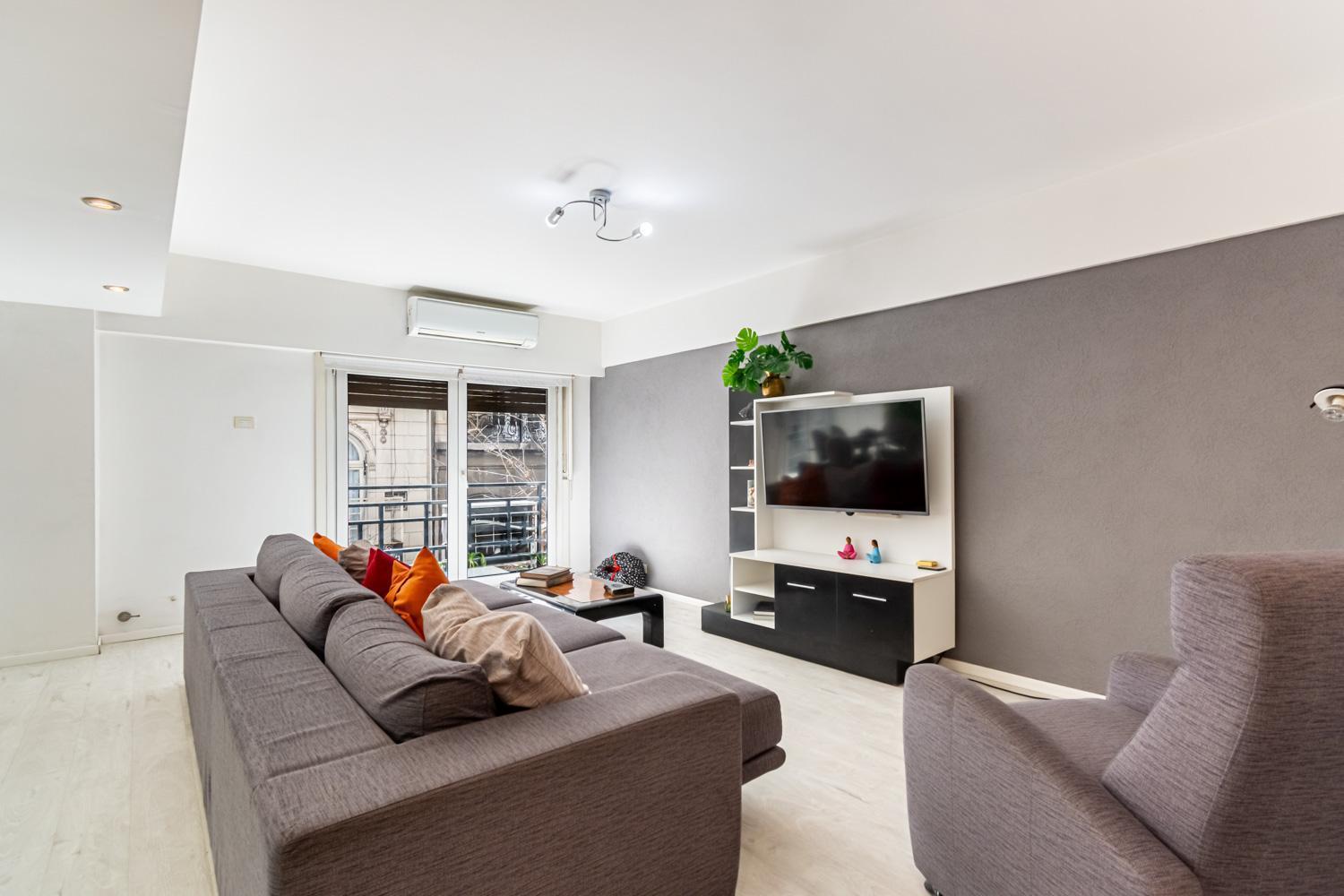 Apartamento Increible Y Amplio Departamento En La Mejor Zona De Recoleta Sobre La Calle Juncal
