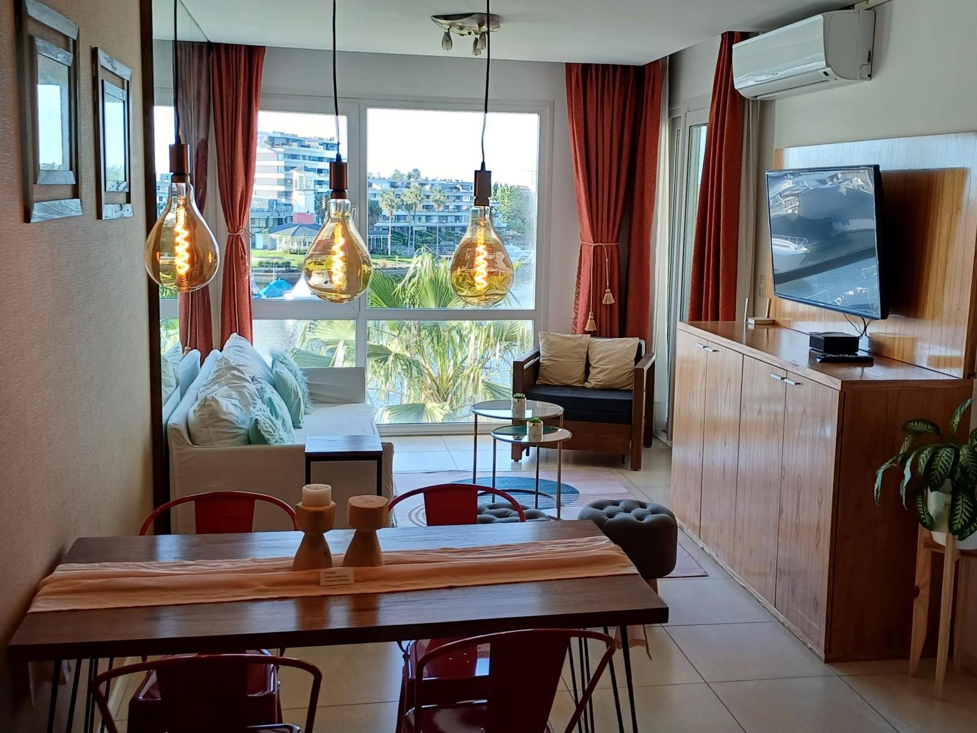 Apartamento Departamentos Bahia Grande Nordelta Con Balcon Y Vista A La Bahia Piscina Opcional Arancelada!! Buenos Aires