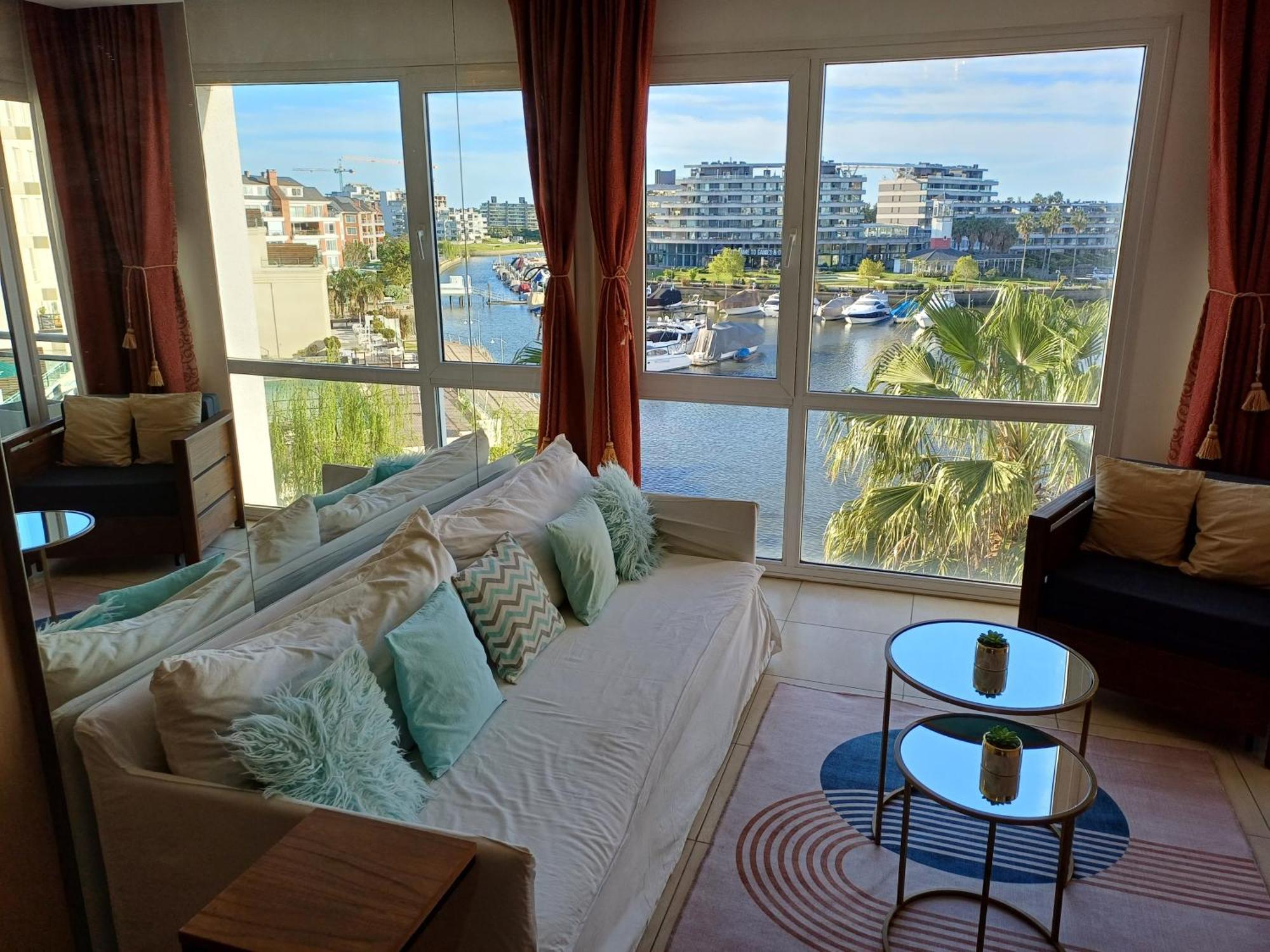 Departamentos Bahia Grande Nordelta Con Balcon Y Vista A La Bahia Piscina Opcional Arancelada!!