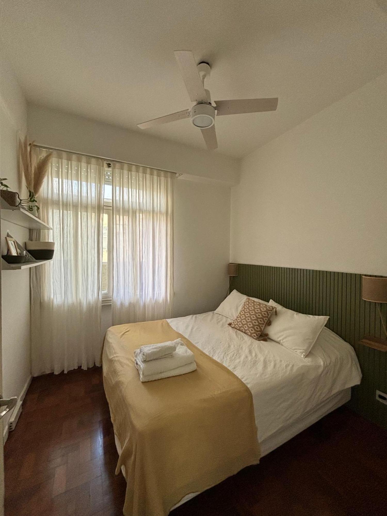 Apartamento Departamento De 3 Amplio Y Luminoso En Recoleta *