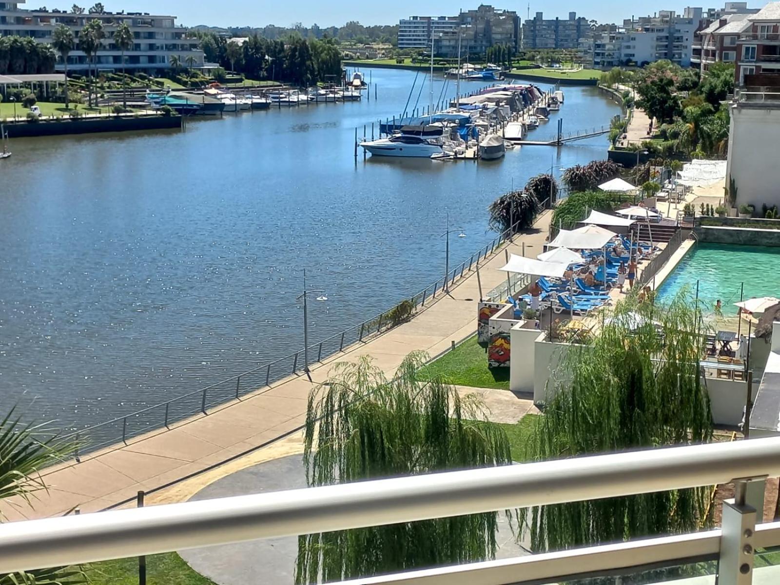 Apartamento Departamentos Bahia Grande Nordelta Con Balcon Y Vista A La Bahia Piscina Opcional Arancelada!!