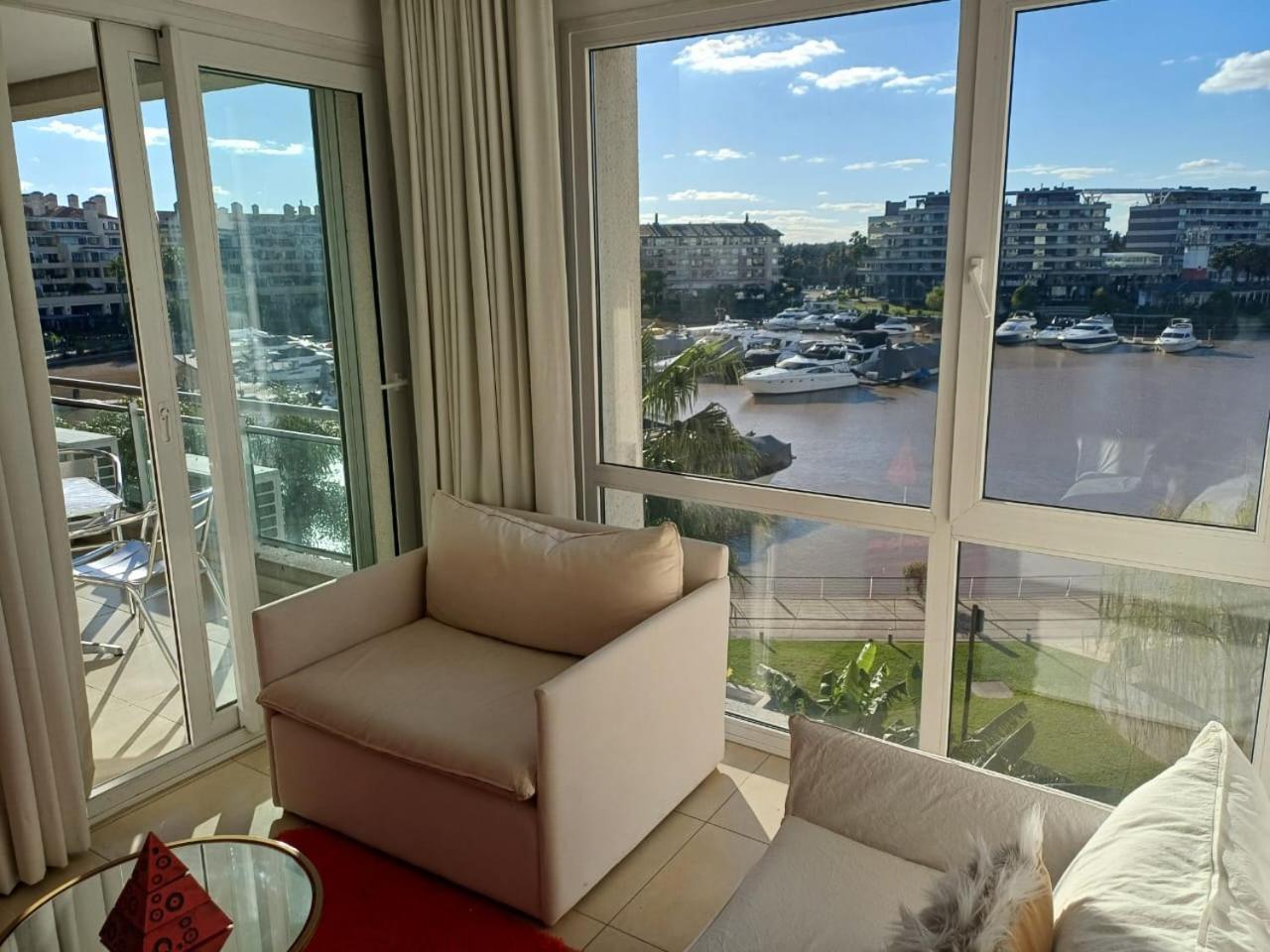 Apartamento Departamentos Bahia Grande Nordelta Con Balcon Y Vista A La Bahia Piscina Opcional Arancelada!! *