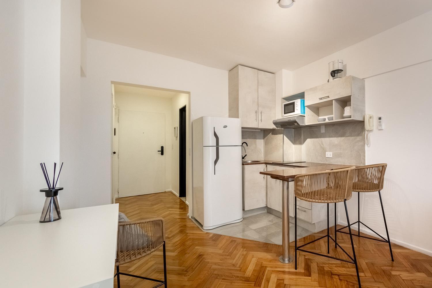 Apartamento Comodo Y Luminoso Departamento En El La Mejor Zona Del Centro De Capital Federal Sobre La Calle Suipacha