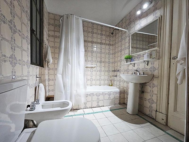 Comodo Centro: Convenient Near Gastronomy Hubs Apartamento *