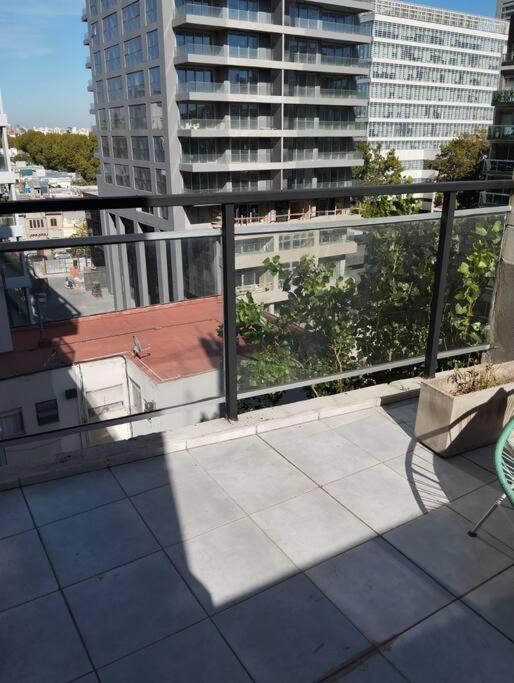 Apartamento Con Balcon Terraza *