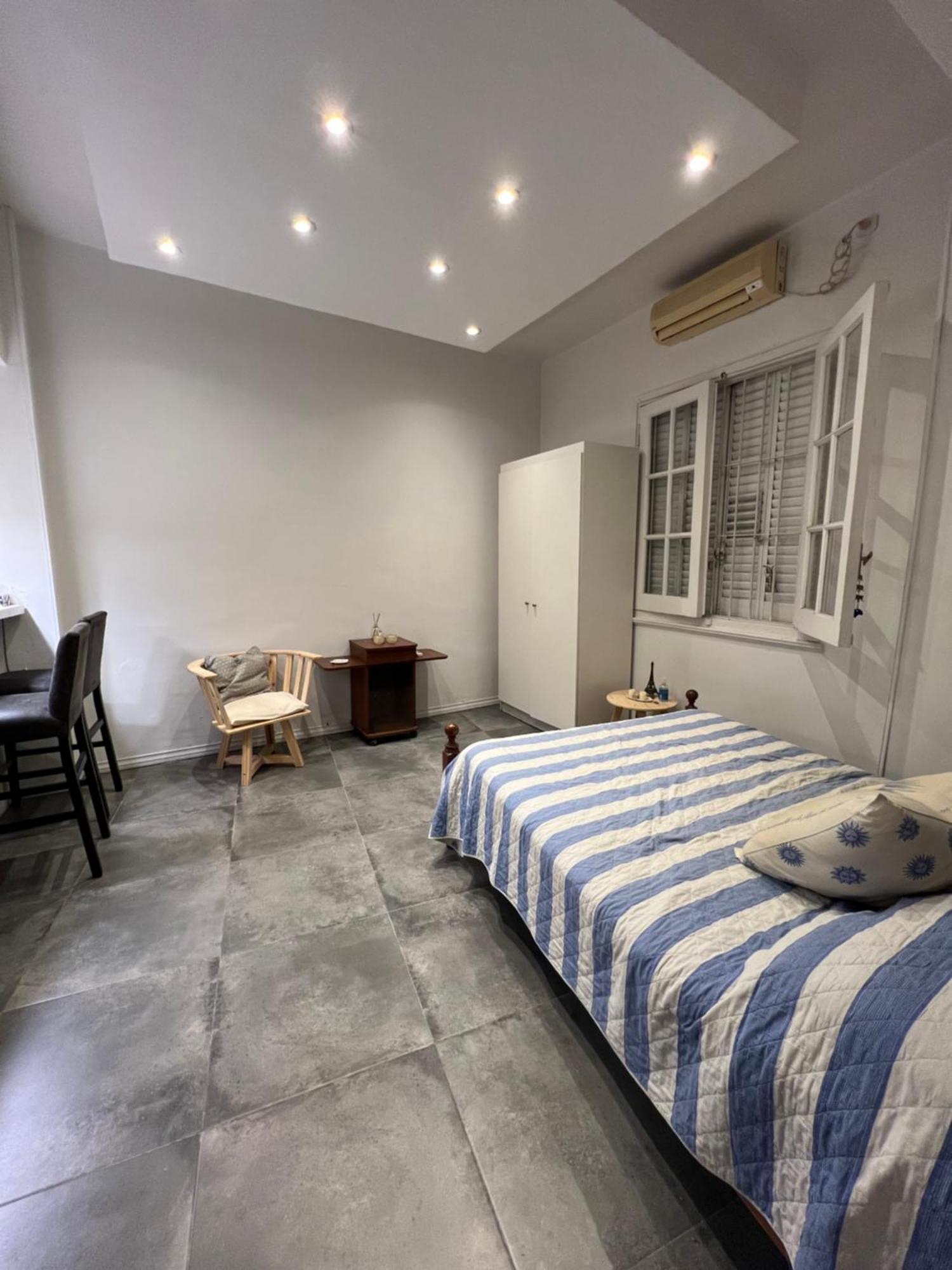 Acogedor Estudio En Zona Residencial