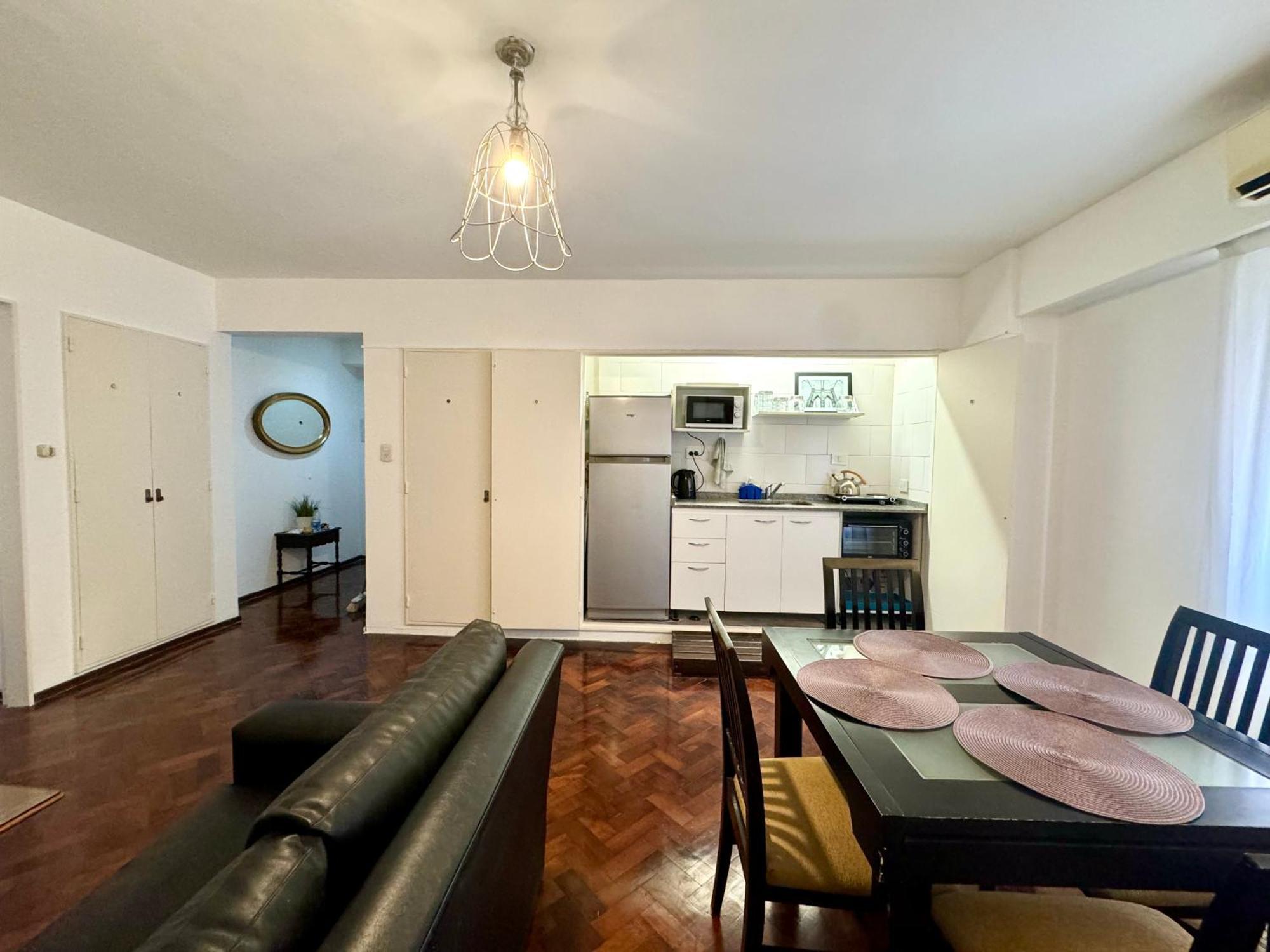 Amplio Dos Ambientes En El Corazon De La Ciudad Buenos Aires