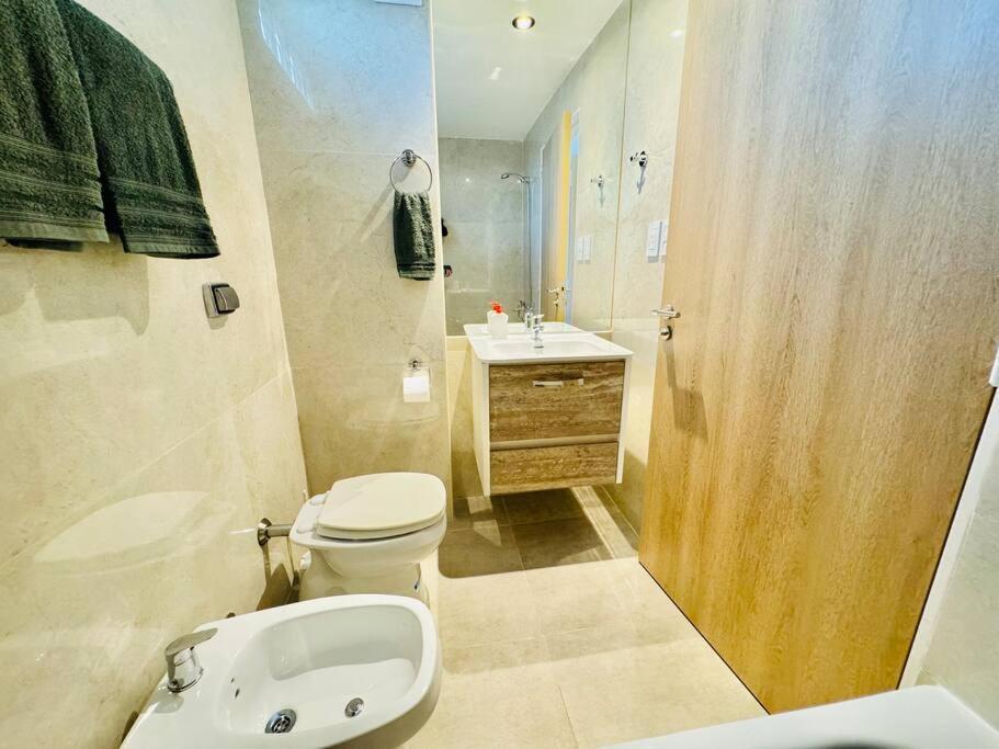 Apartamento Con Terraza Y Vistas