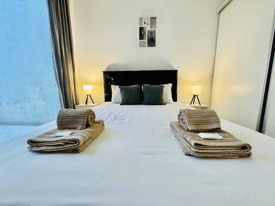 Espacioso 2 Ambientes Con Patio * Ciudad Autónoma de Buenos Aires