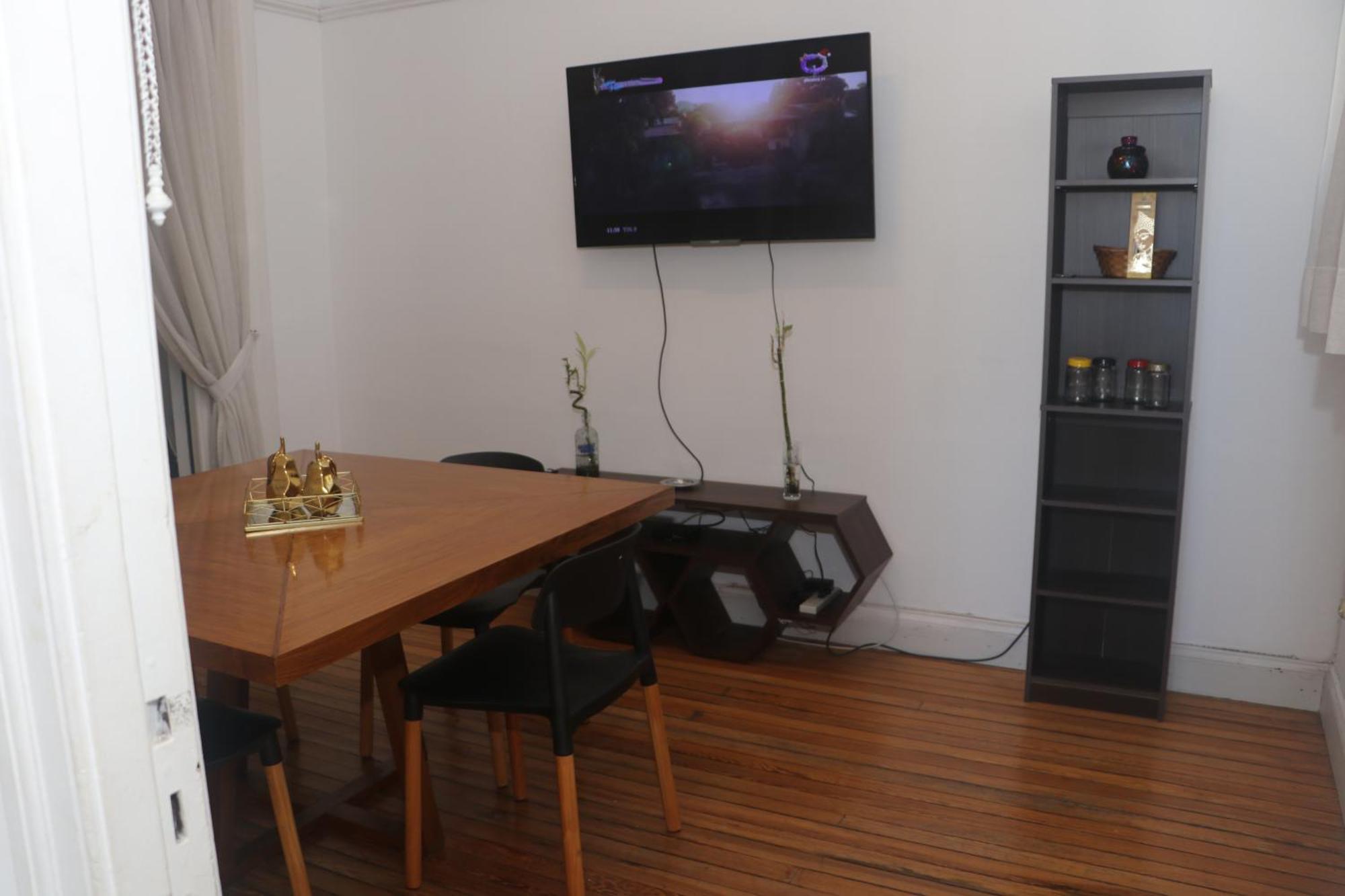 Apartamento Amplio Y Luminoso Departamento En El Corazon De La Ciudad