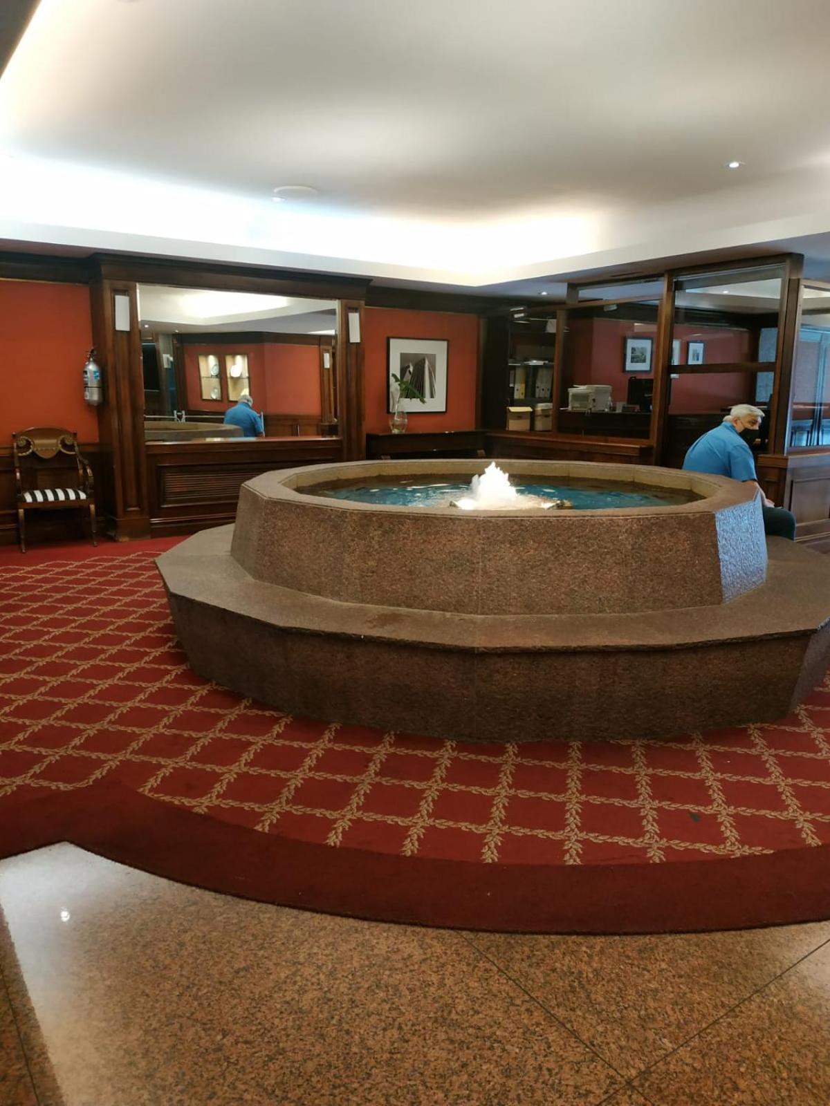 Departamento En Hotel, Excelente Ubicación En Microcentro