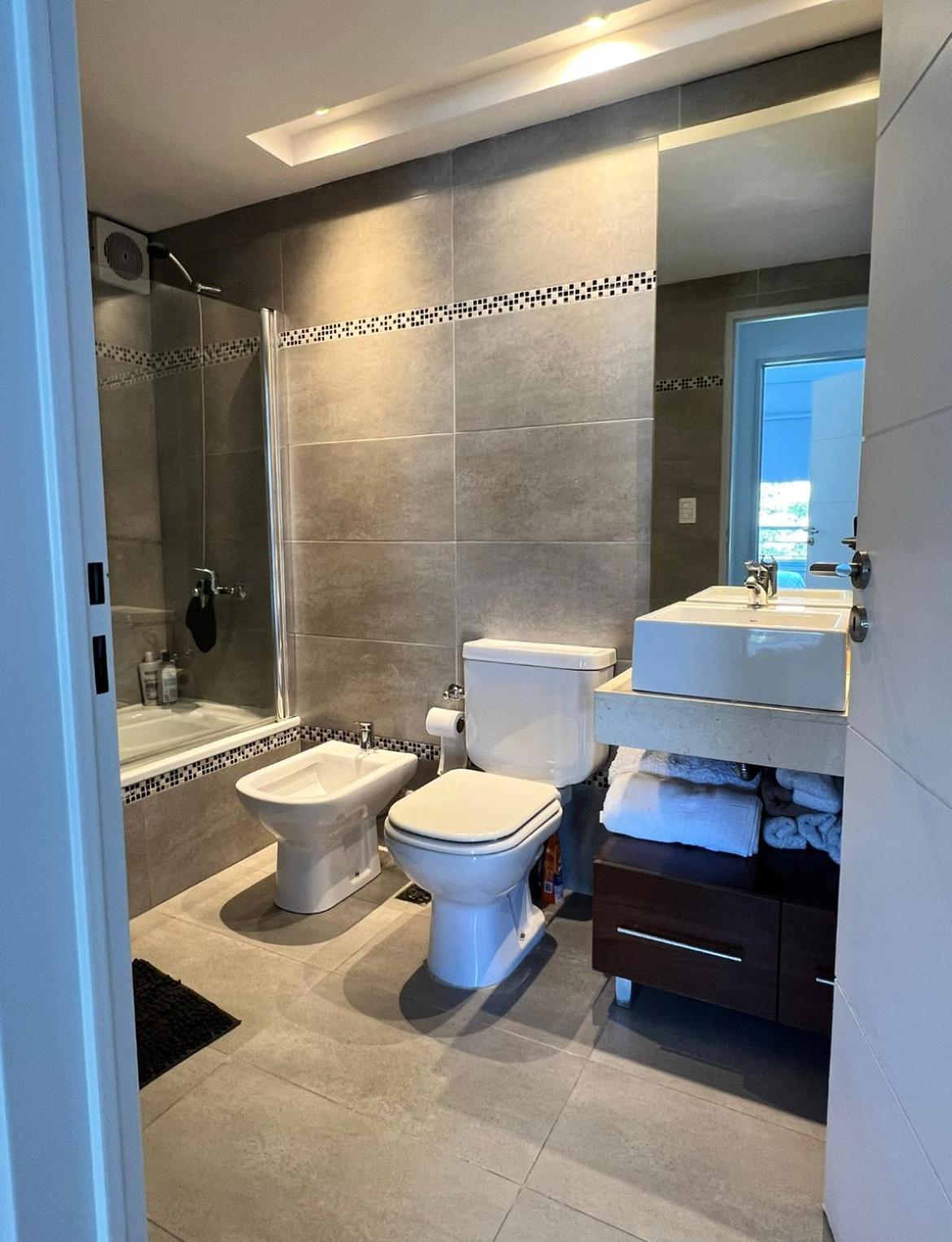 Apartamento Apartamento Moderno Con Dormitorio -pileta Y Cochera *