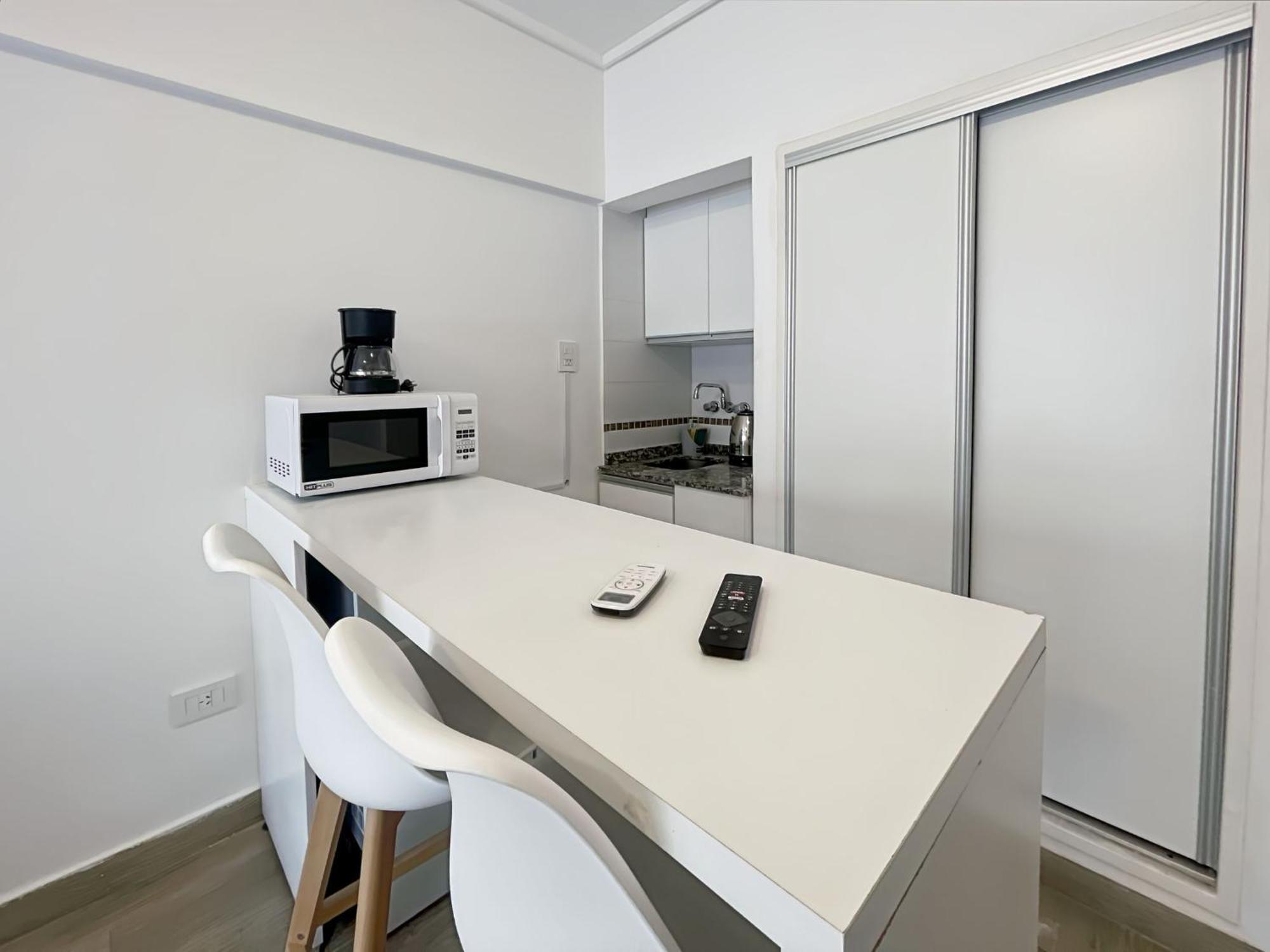 Modern With Amenities In The Heart Of The Saenz Pena -u15 Apartamento *