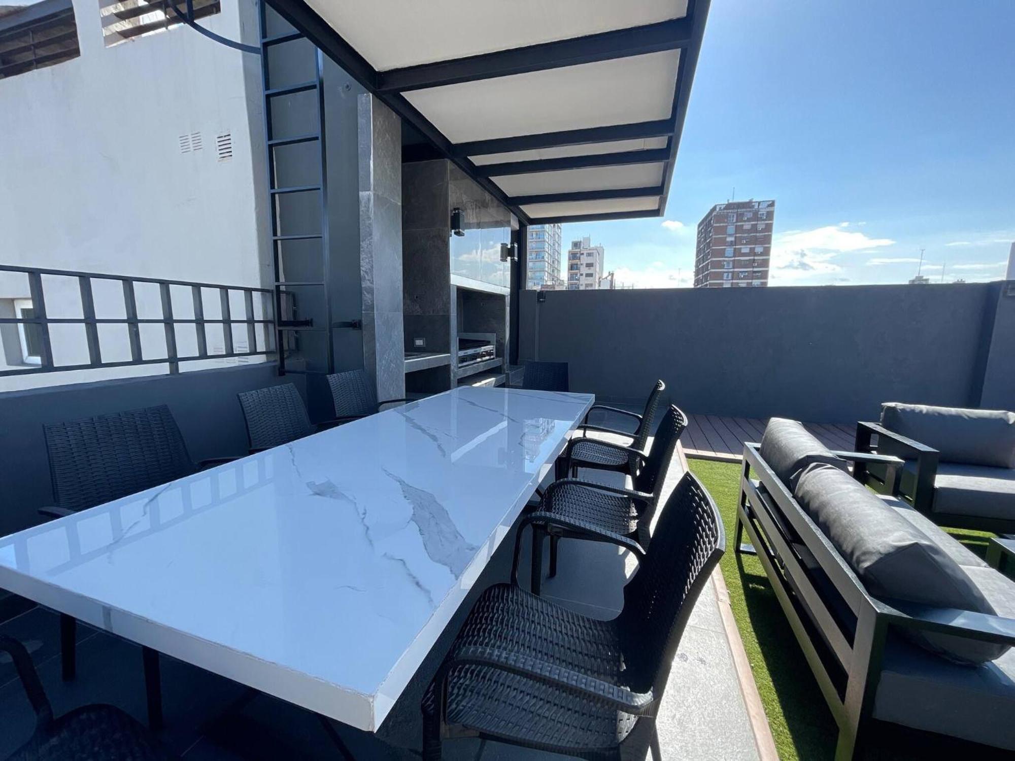 Ayres San Telmo U102 *
