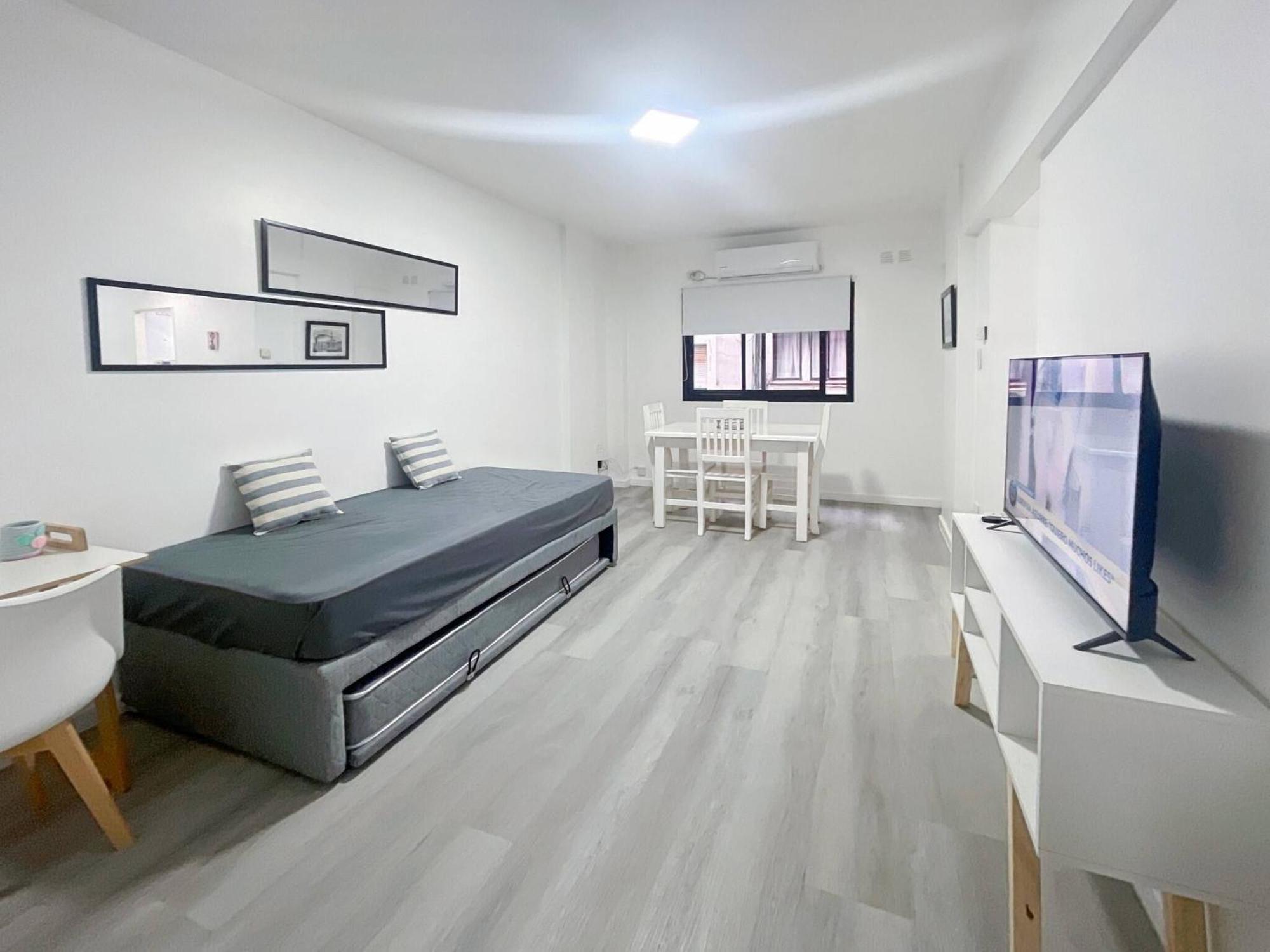 Charming In Recoleta - Ideal For Short-term