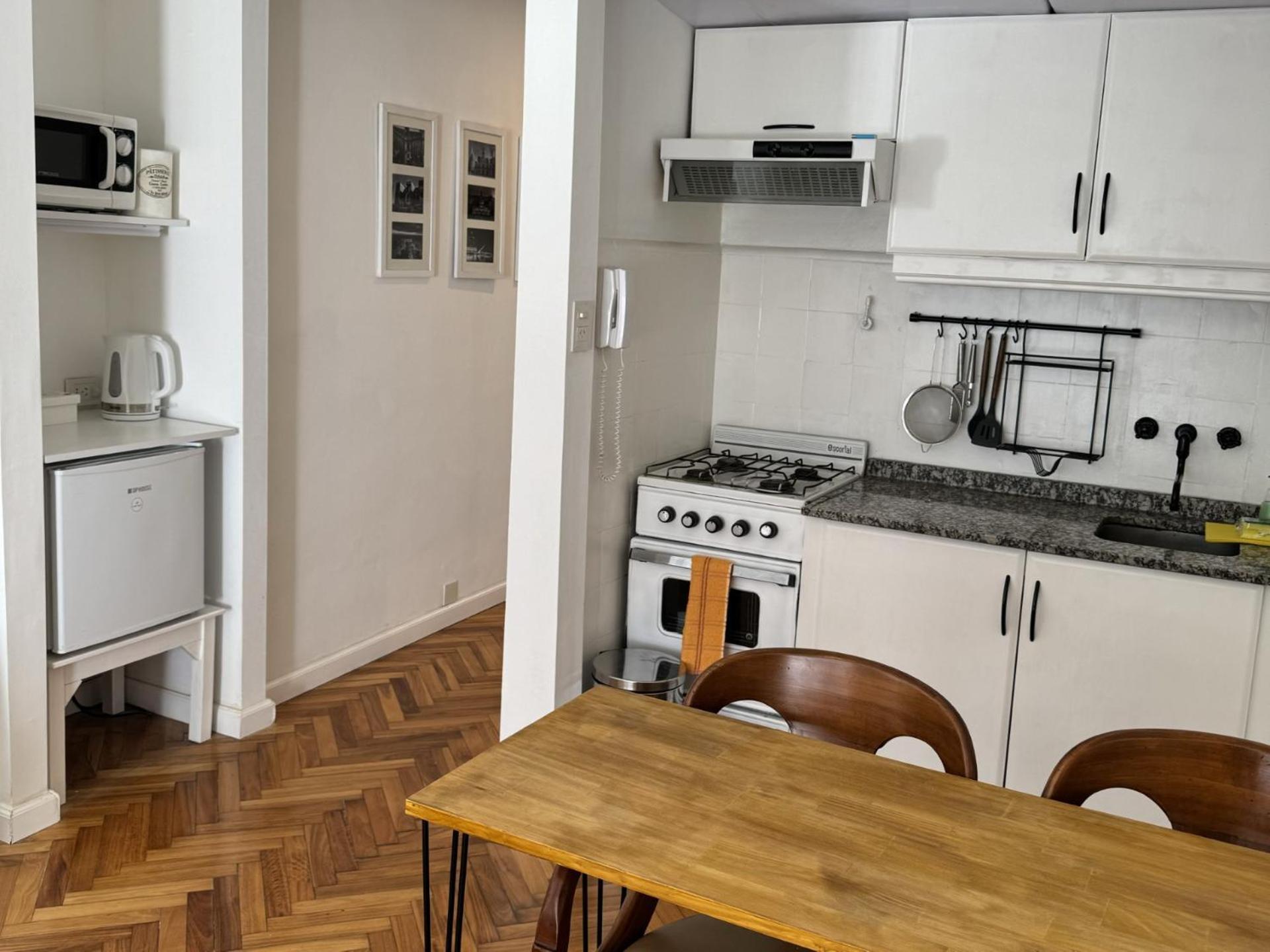Apartmento Luminoso Con Terraza A Facultades - Dolar Oficial Apartamento *
