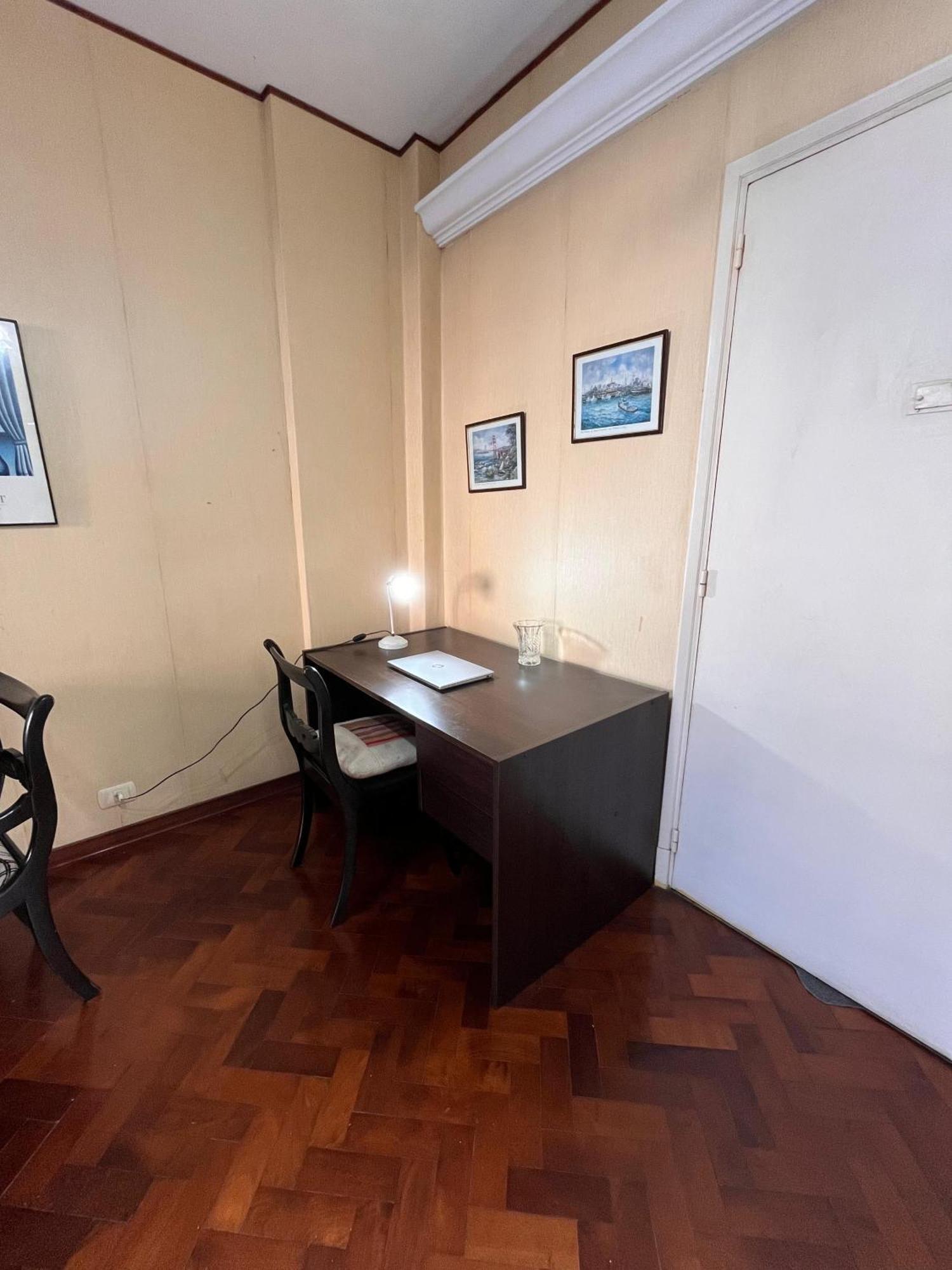 Amplio Apartamento Frente Al Teatro Colon