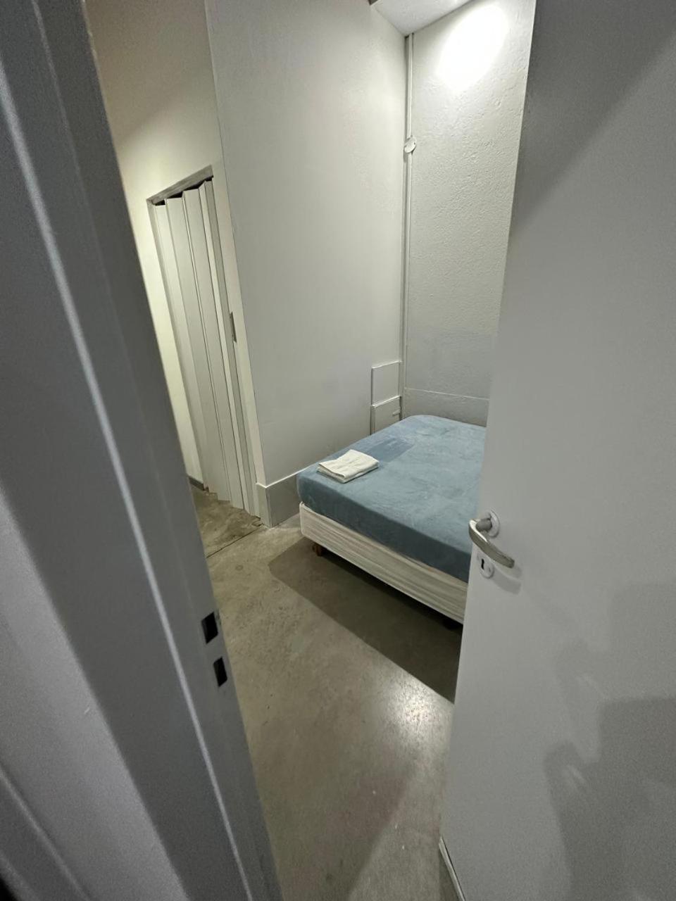 Arguibel 2833 Hotel *